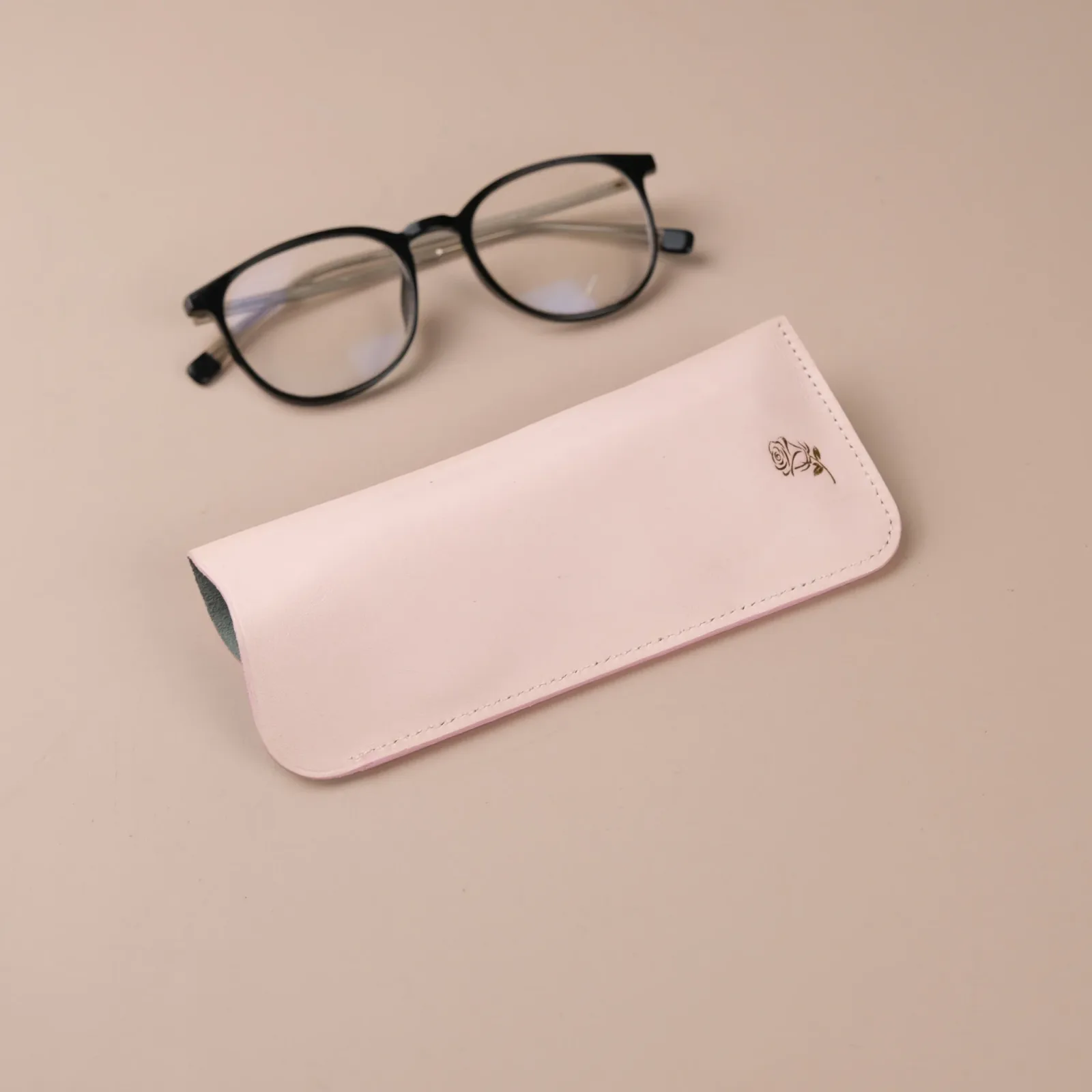 Ảnh Studio Bao Kính - KOI Leather