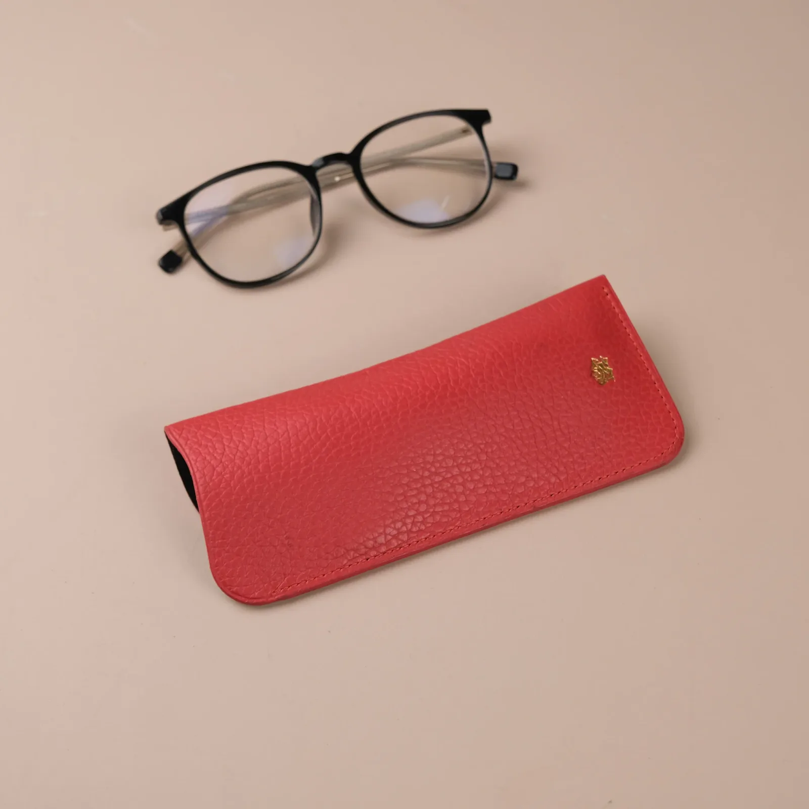 Ảnh Studio Bao Kính - KOI Leather