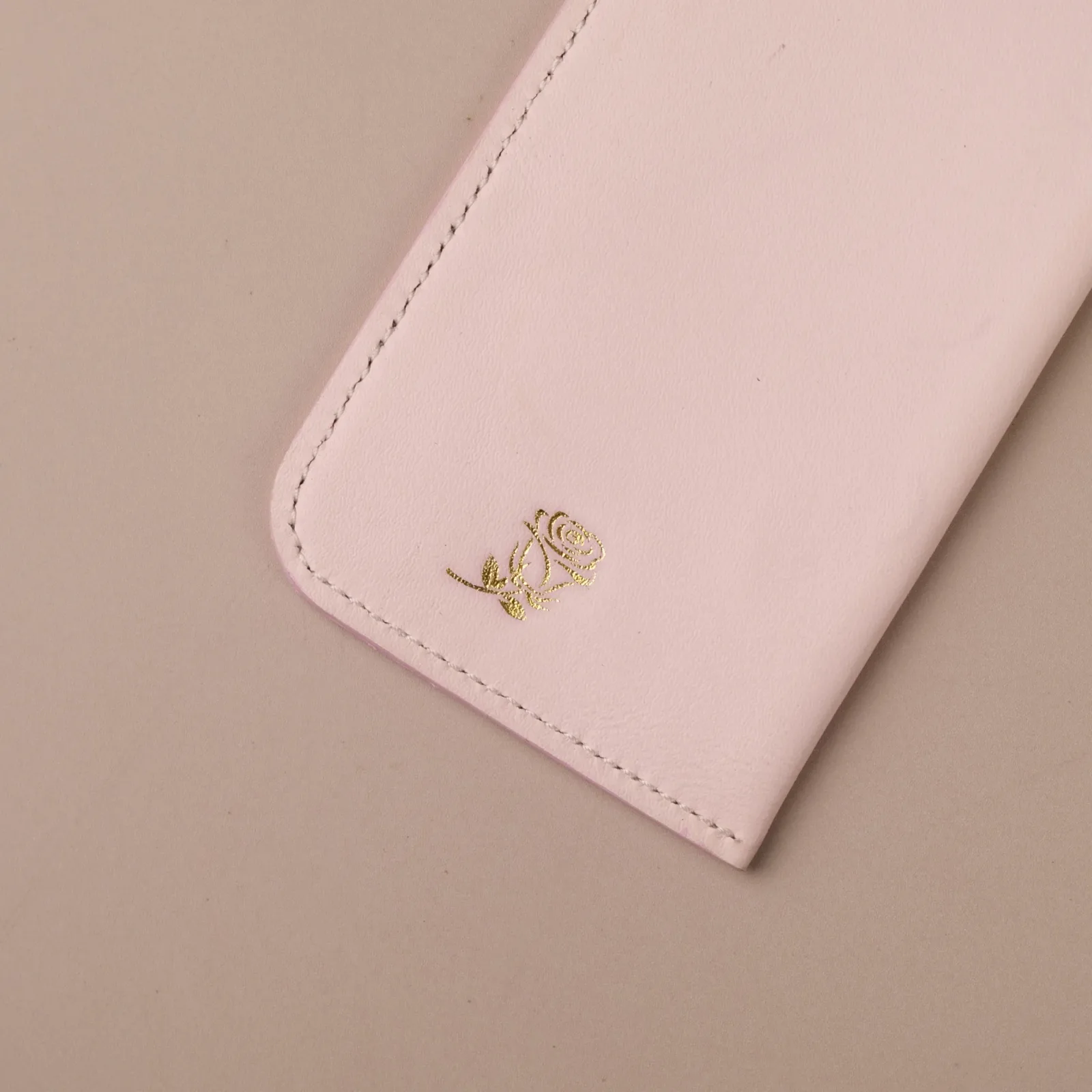 Ảnh Studio Bao Kính - KOI Leather