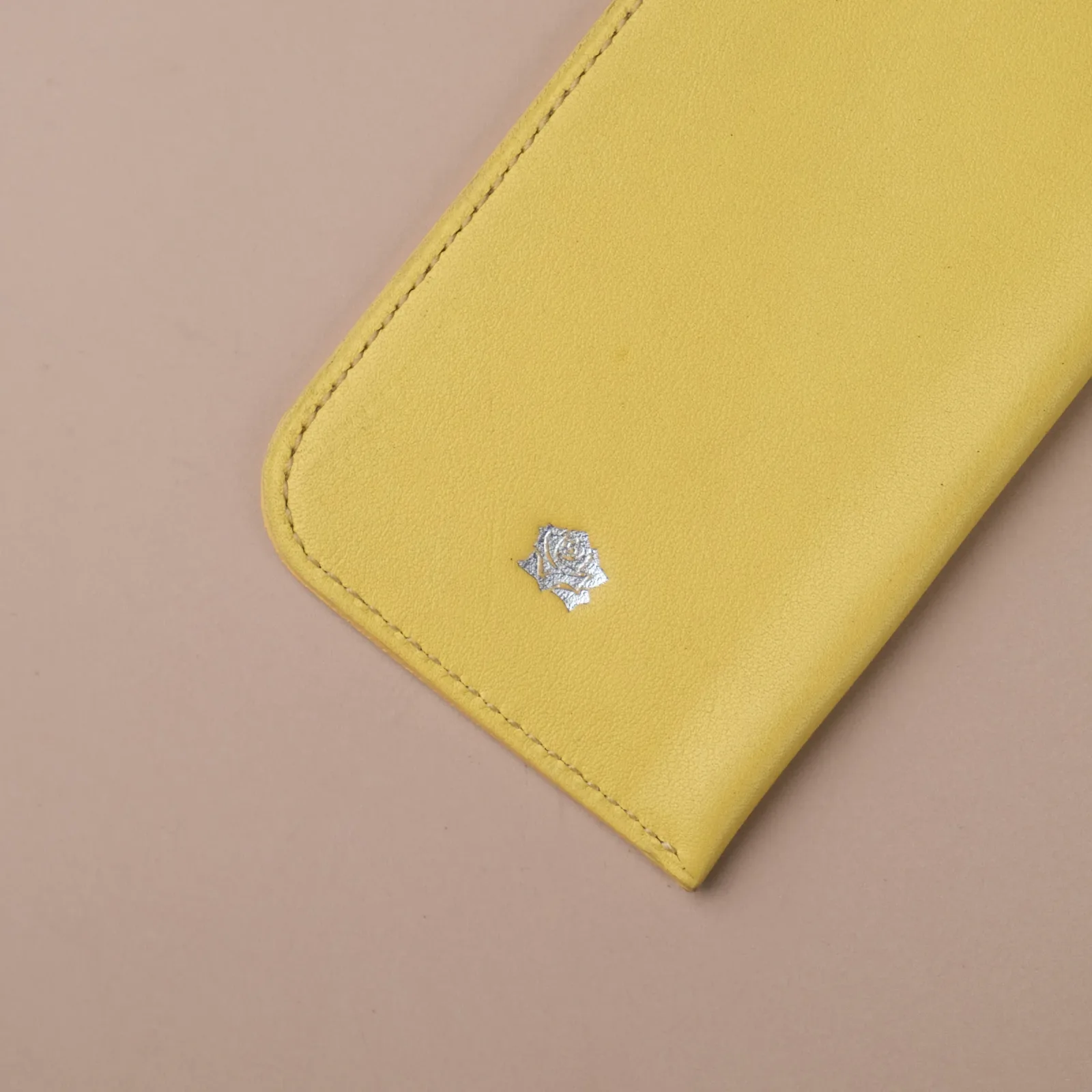 Ảnh Studio Bao Kính - KOI Leather