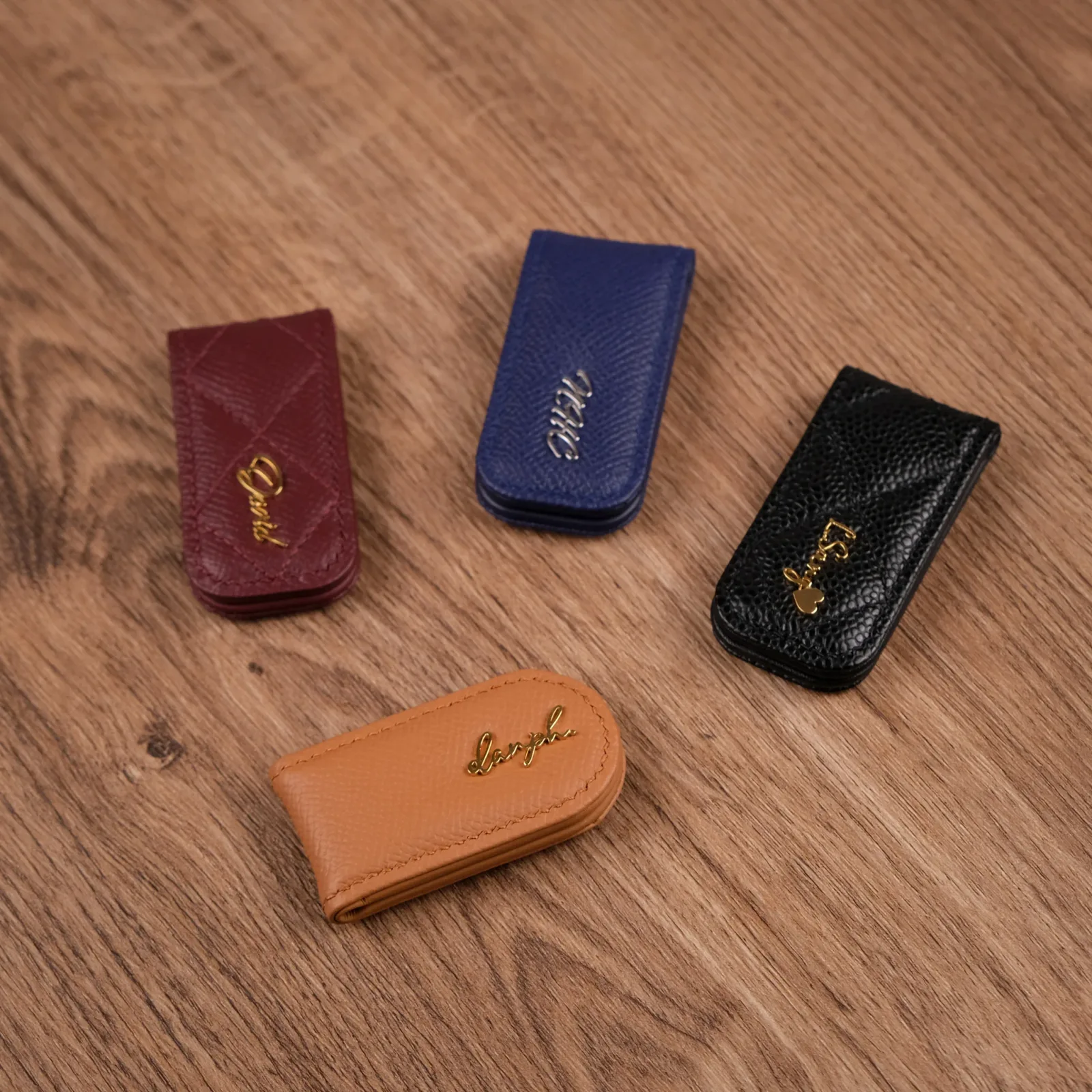 Ảnh Studio Money Clip - KOI Leather