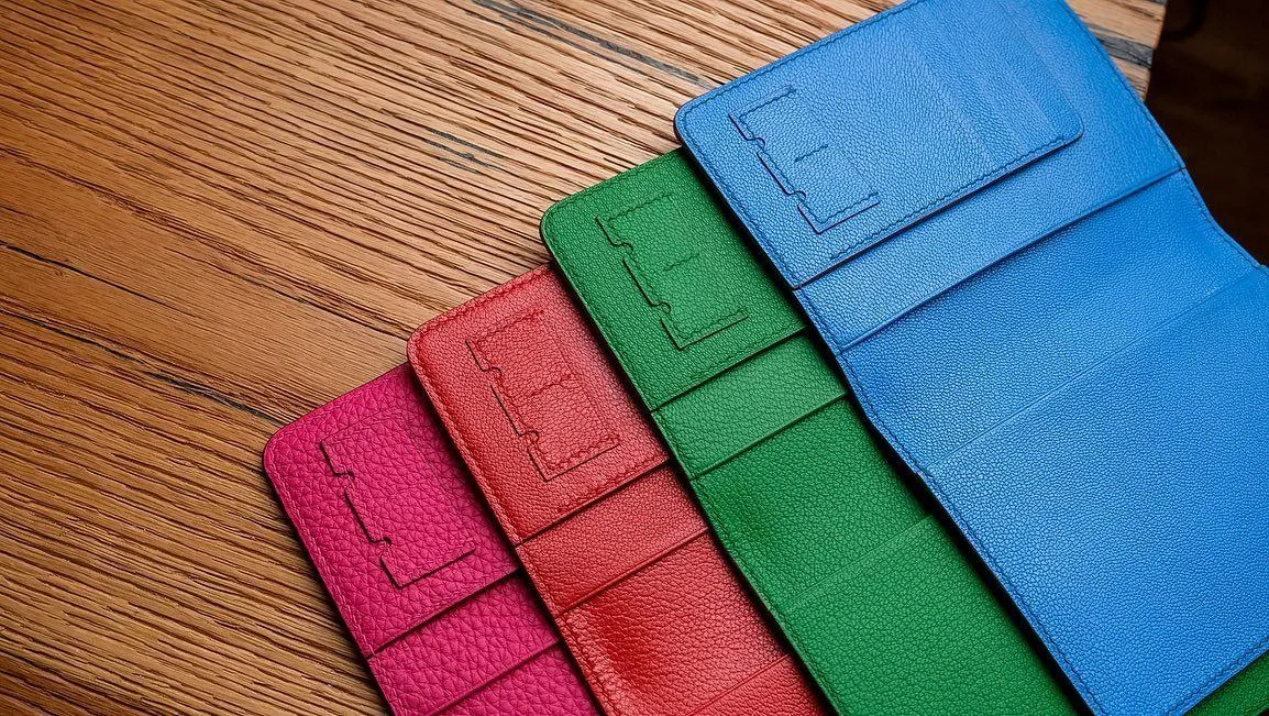 Passport Cover Customize - Da Dê Alran - Red, Pink, Green, Blue - Hình 3