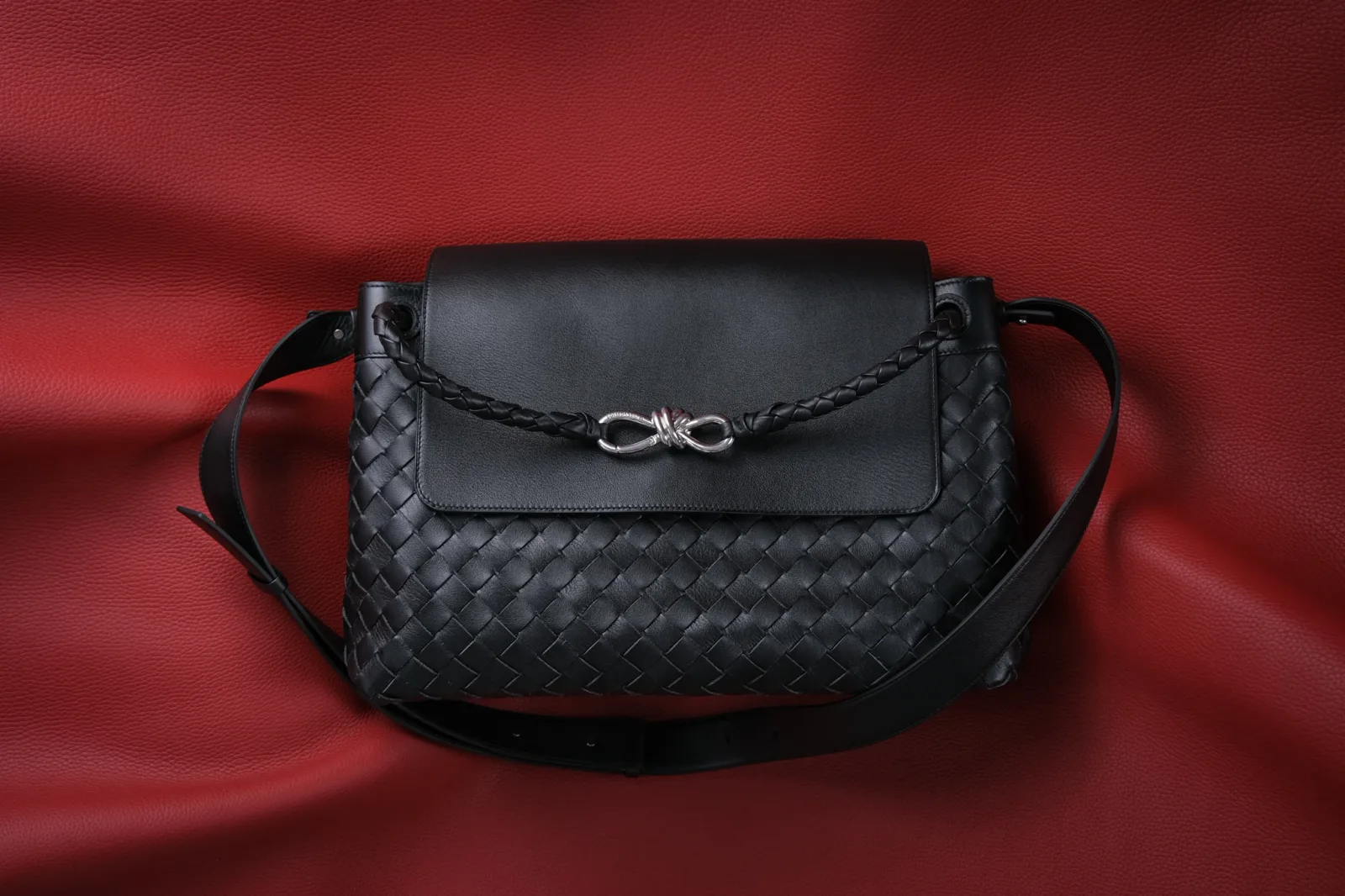Túi Andiamo Messenger Bottega Venta