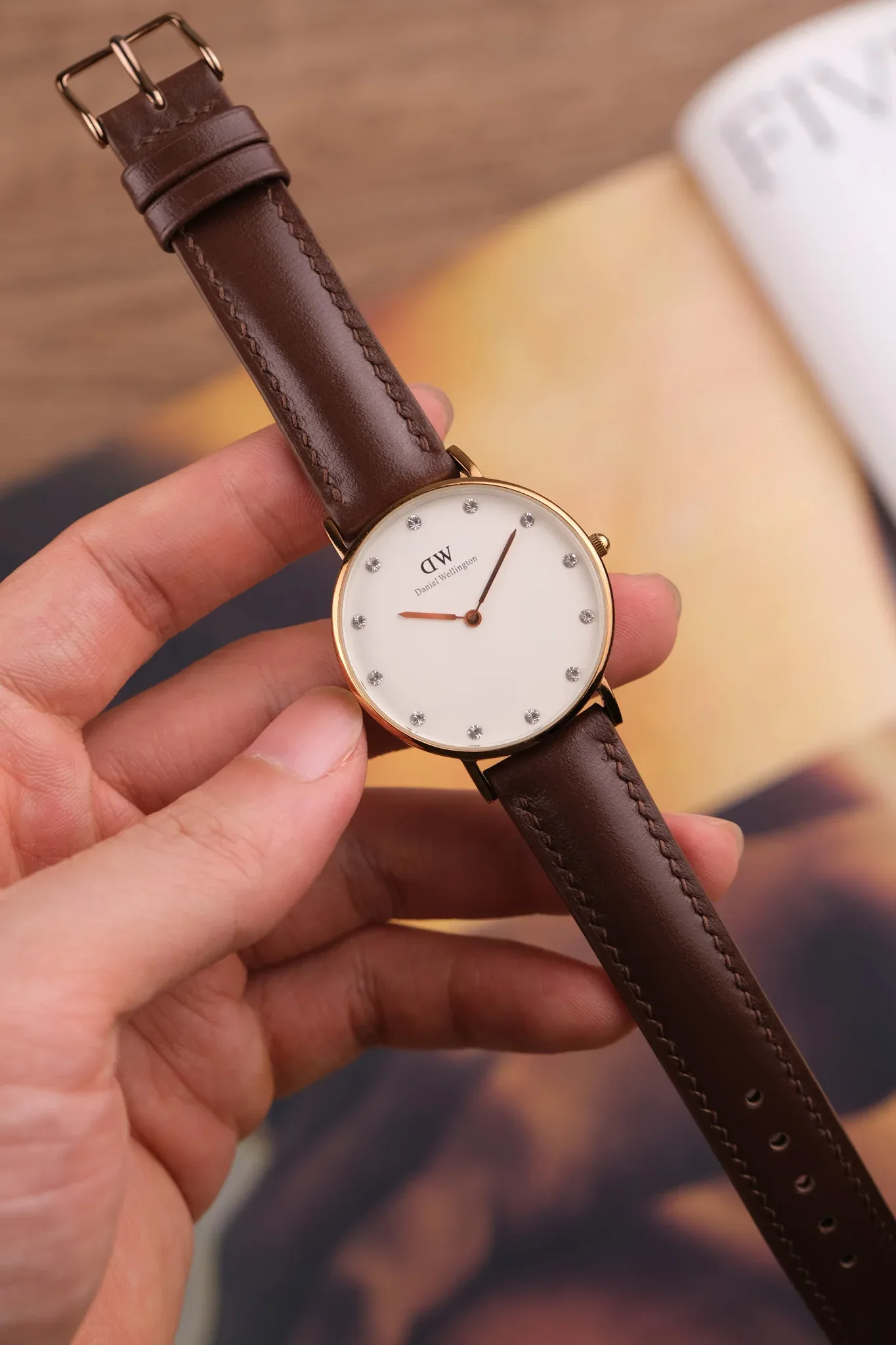 Ảnh Studio dây đồng hồ - Koi Leather