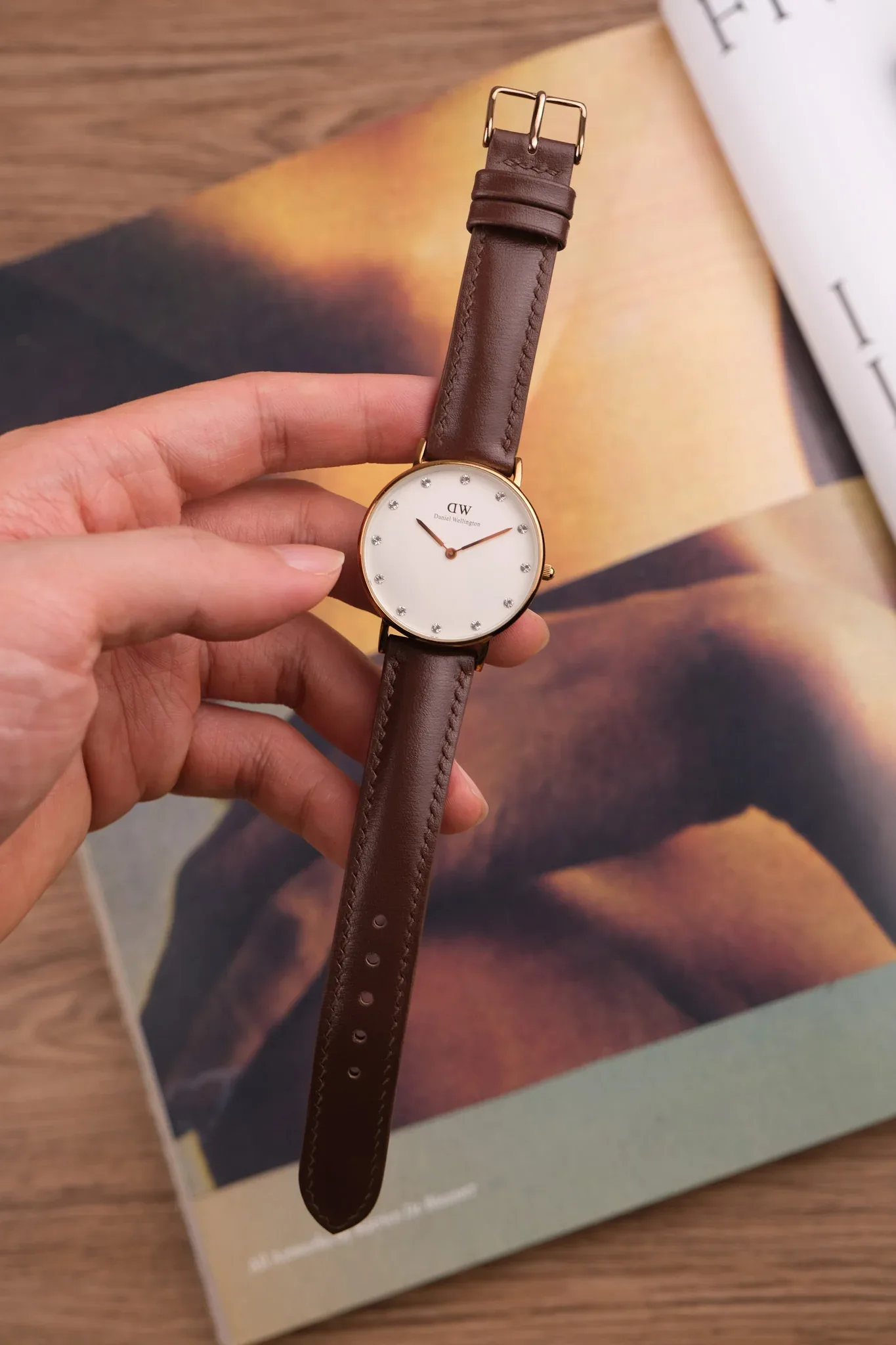Ảnh Studio dây đồng hồ - KOI Leather