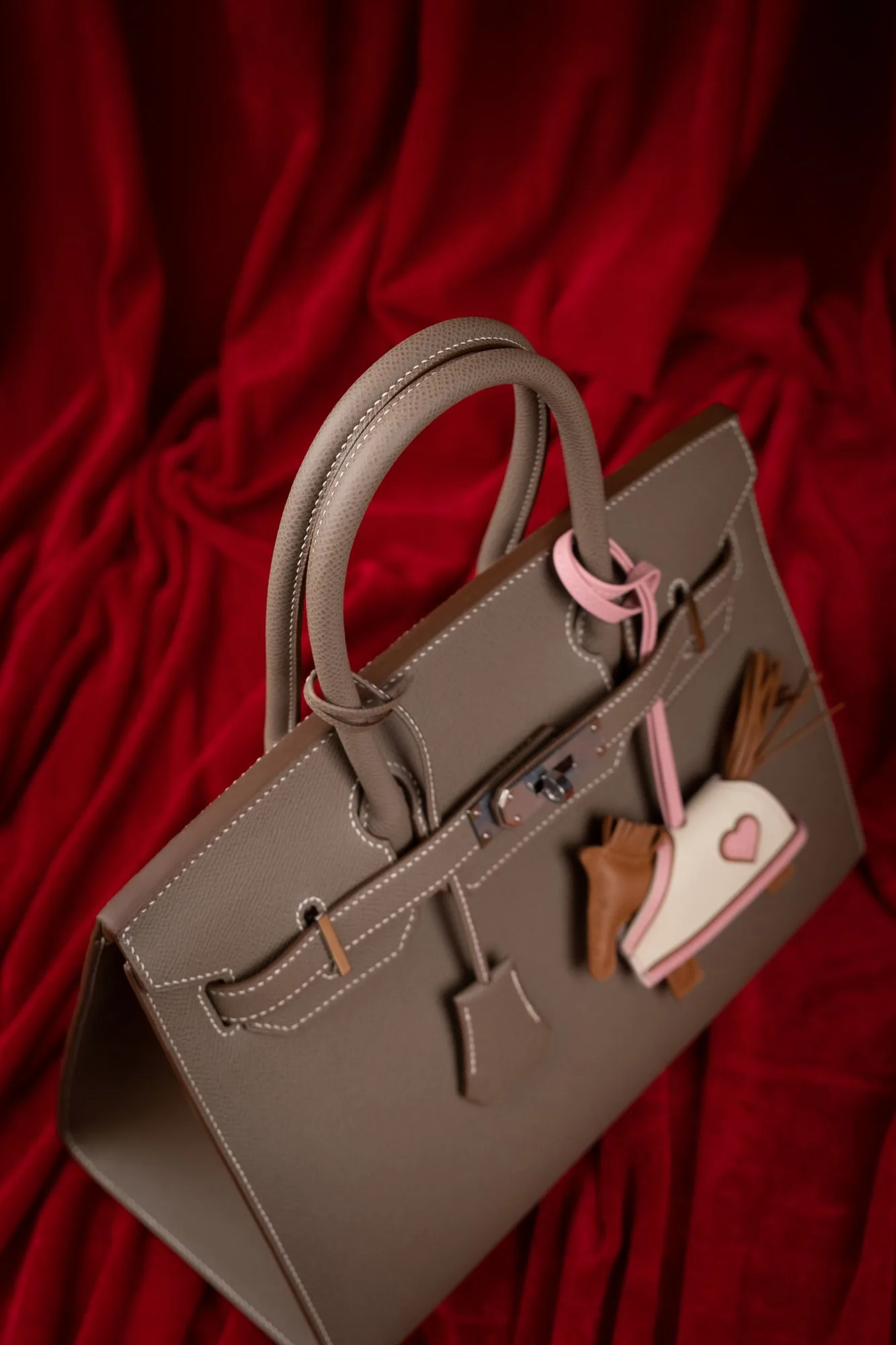 Ảnh Studio Túi xách da Epsom dáng hộp quai đôi 30cm màu Etoupe - Koi Leather