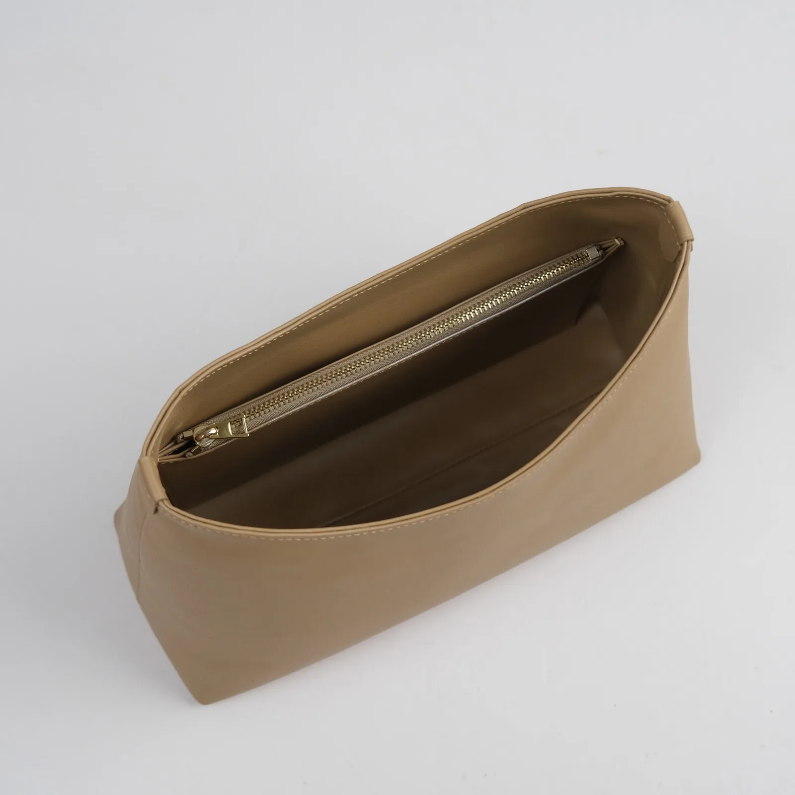 Ảnh Studio Túi lót da Nappa màu Cappuccino - Koi Leather