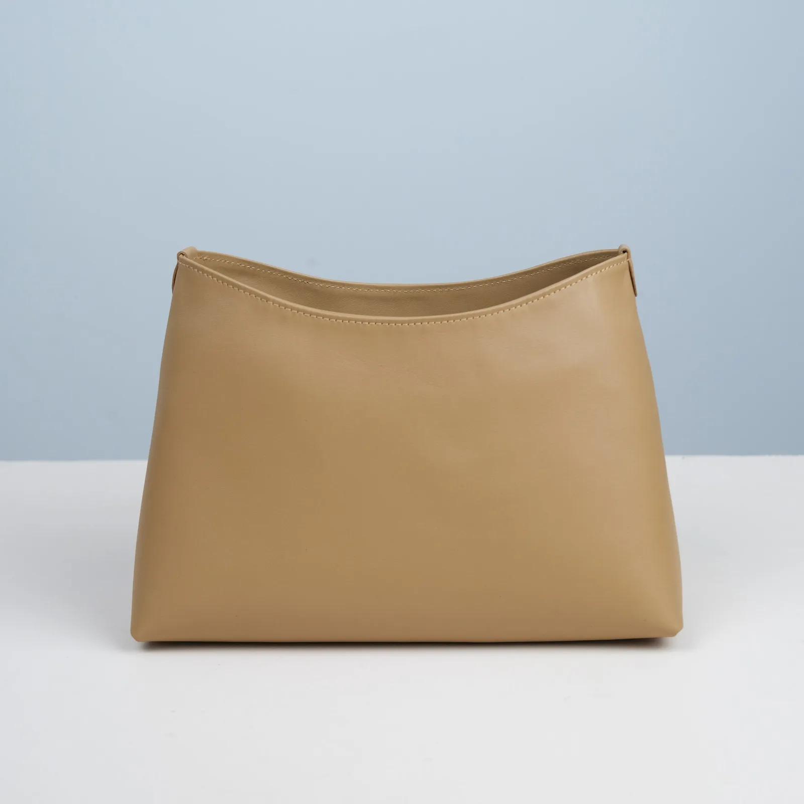 Ảnh Studio Túi lót da Nappa màu Cappuccino - Koi Leather
