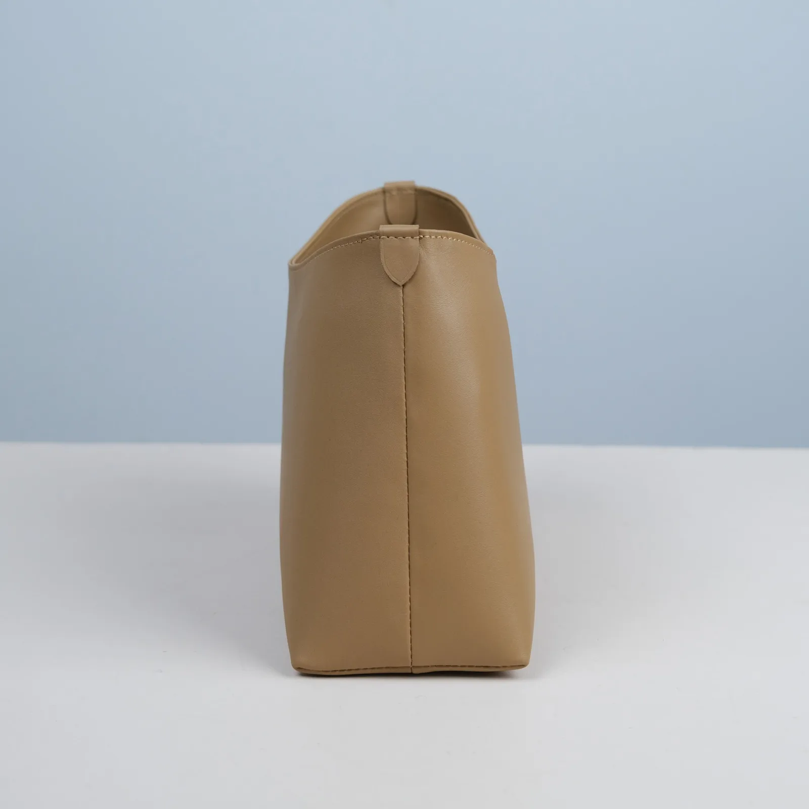Ảnh Studio Túi lót da Nappa màu Cappuccino - Koi Leather