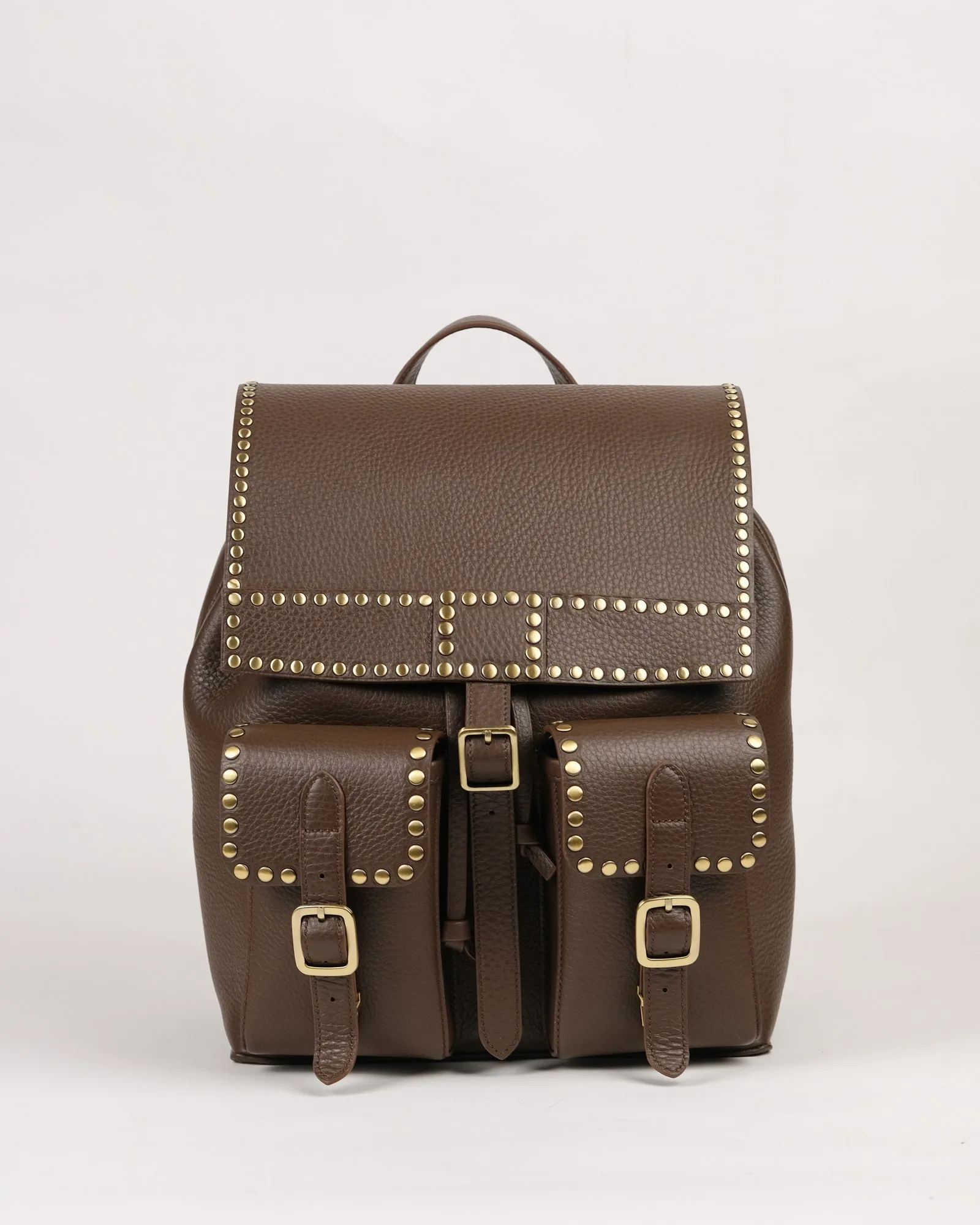 Ảnh Studio Balo da bò vân viền đinh tán màu nâu đậm - Koi Leather