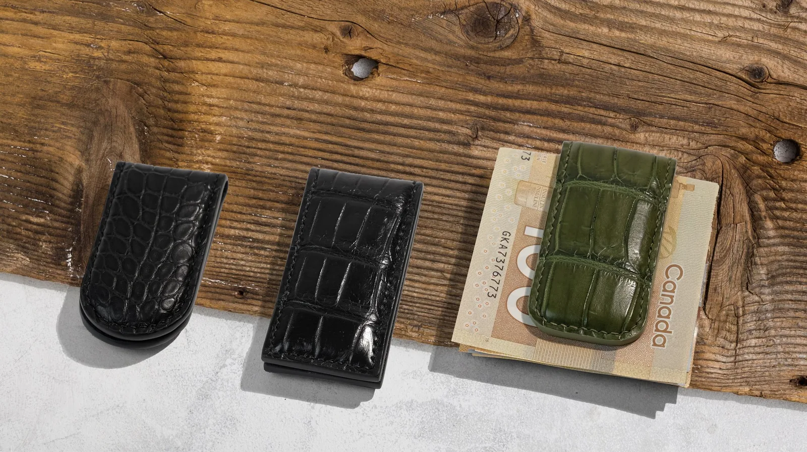 Ảnh Studio Kẹp tiền nam châm da cá sấu dáng gập nhỏ gọn - Koi Leather