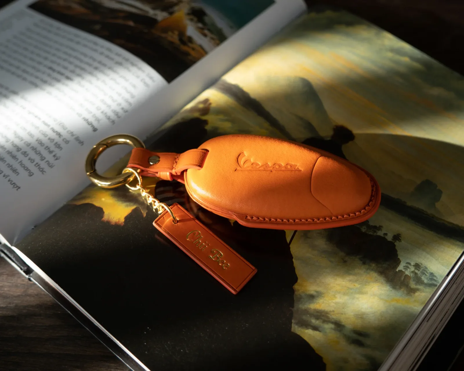 Ảnh Studio Bao da BMW - KOI Leather