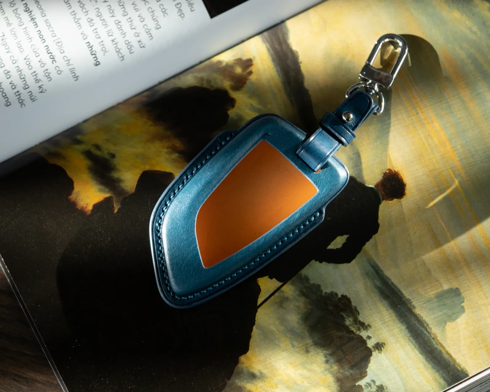 Ảnh Studio Bao da BMW - KOI Leather