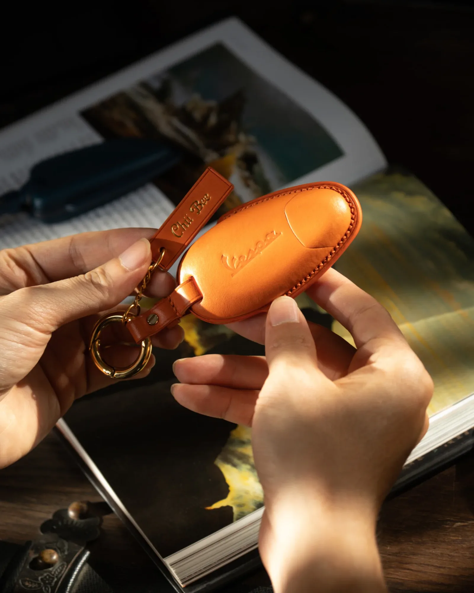 Ảnh Studio Bao da BMW - KOI Leather