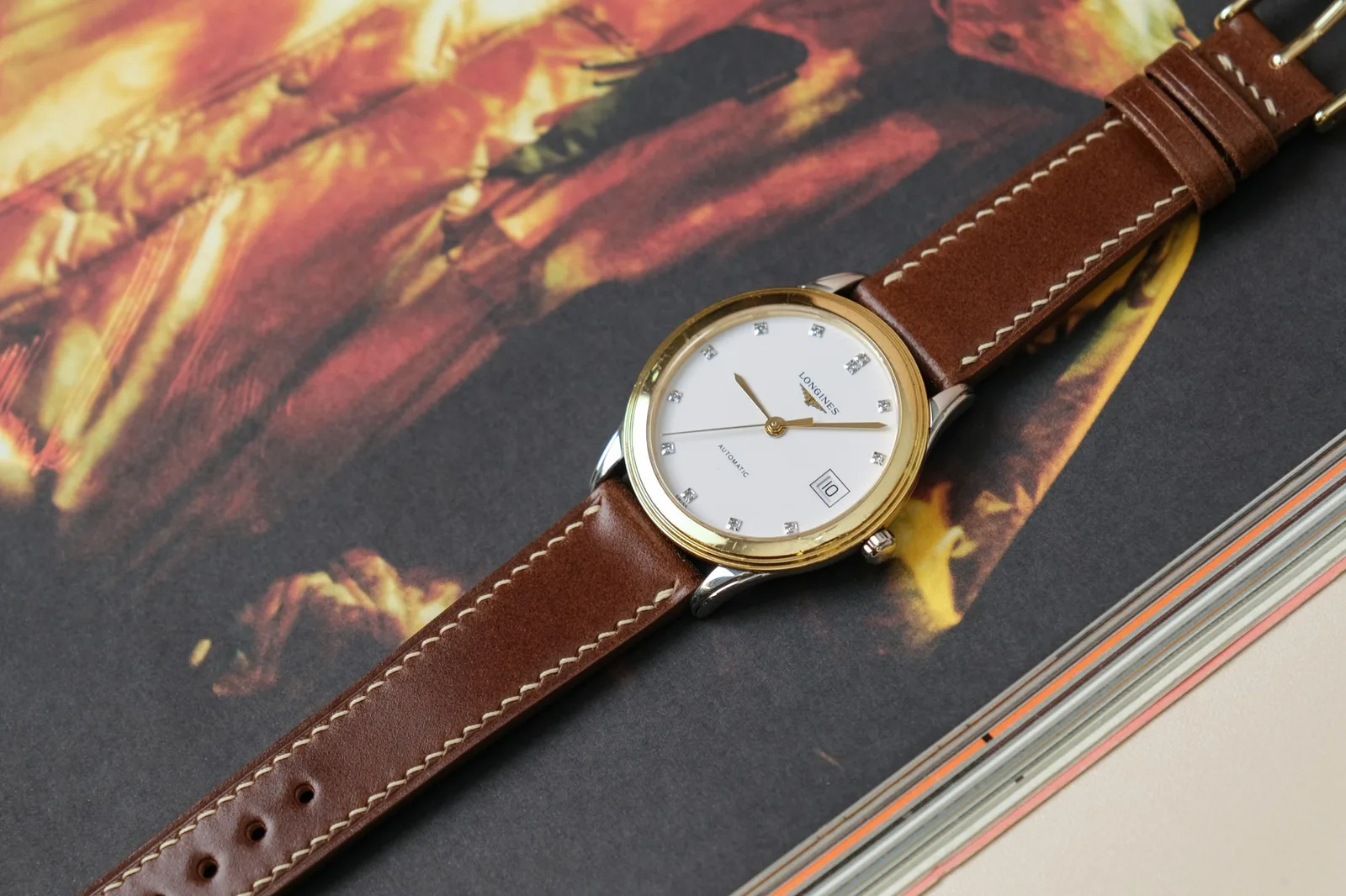 Ảnh Lifestyle Dây đồng hồ da bò cho Longines màu nâu - Koi Leather