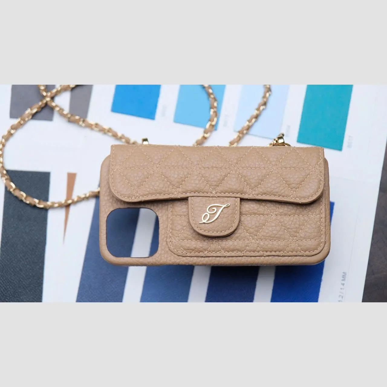 Phonecase Ốp lưng – Da Bê – Black Onyx & Beige Sand - Hình 4
