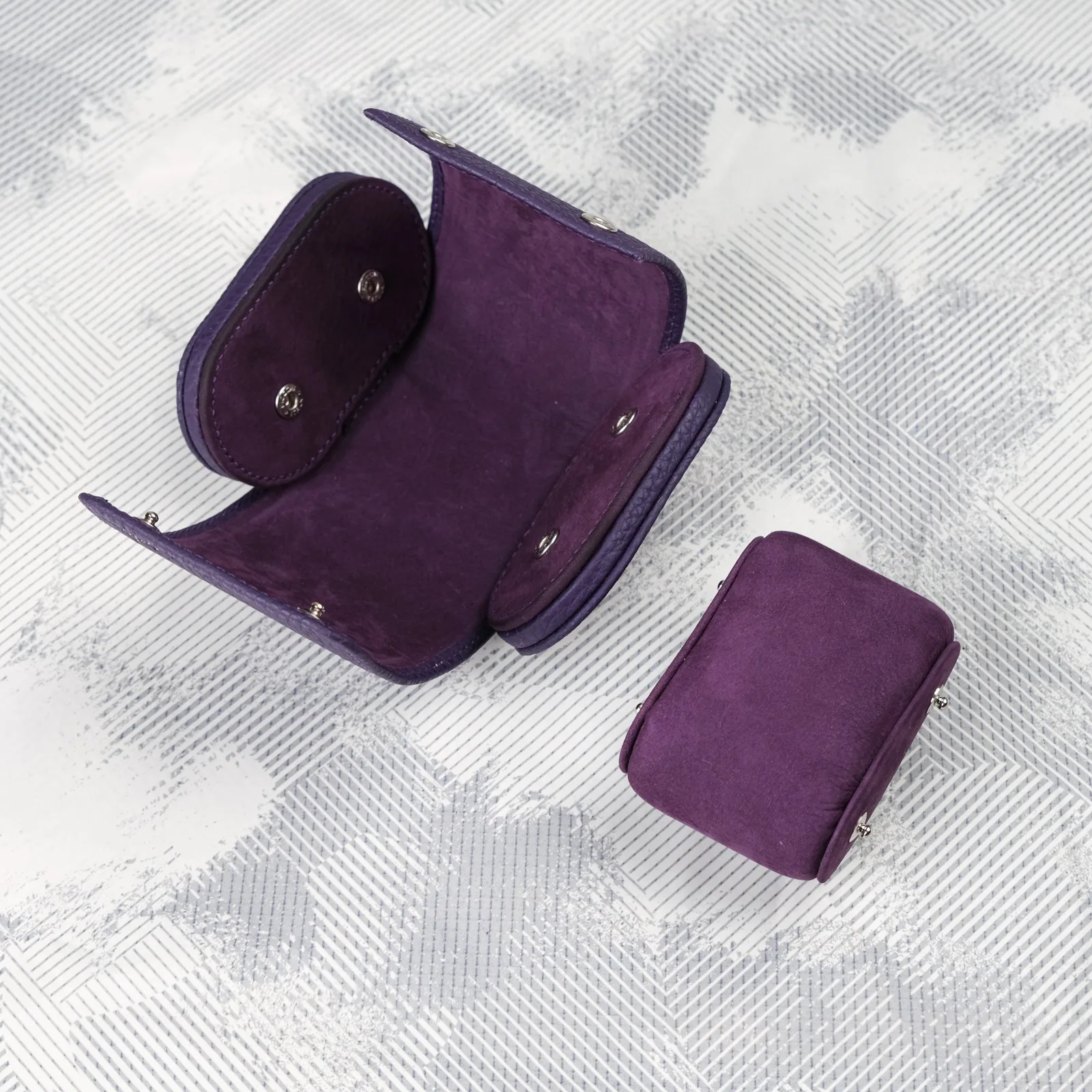 Ảnh Studio Hộp da đựng 1 đồng hồ da Togo màu tím - Koi Leather