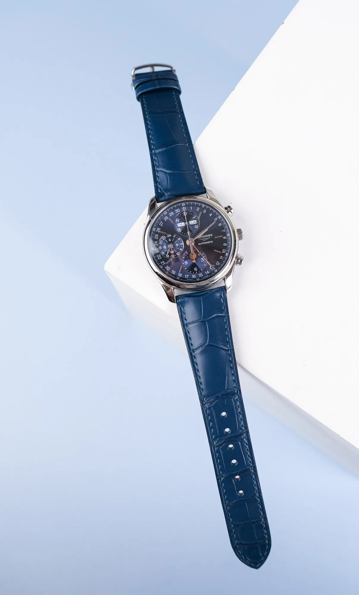 Ảnh Studio Dây đồng hồ da cá sấu cho Longines màu xanh dương - Koi Leather