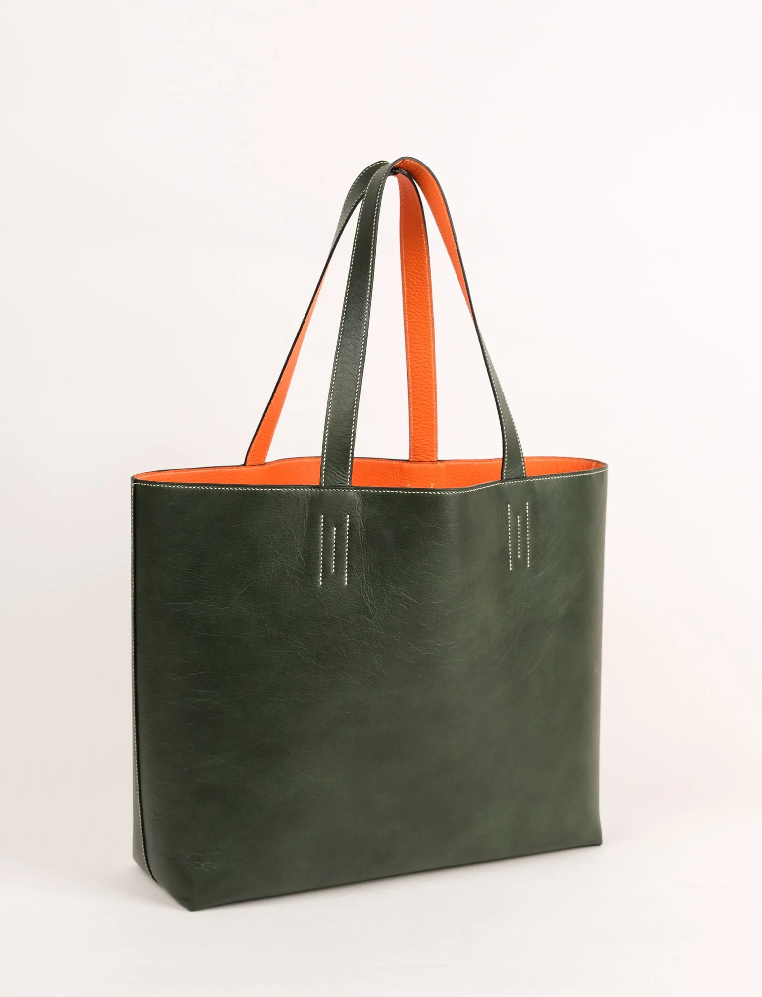 Ảnh Studio Túi tote da bò 2 mặt xanh rêu phối cam - Koi Leather