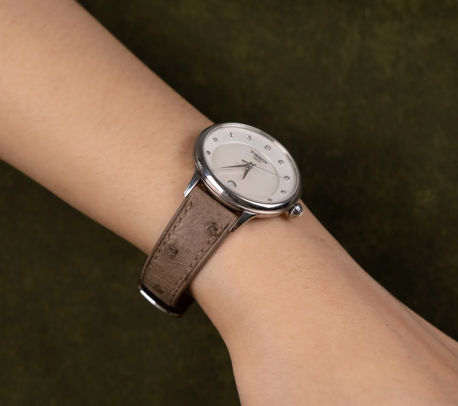 Ảnh Studio Dây đồng hồ đà điểu xám - Koi Leather