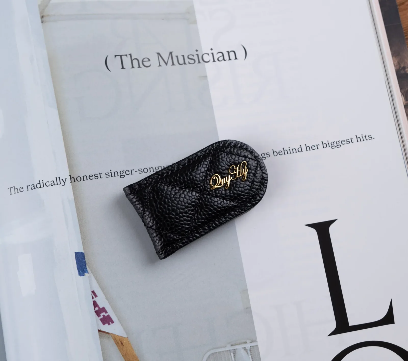 Ảnh Studio Money clip Quyly - Koi Leather