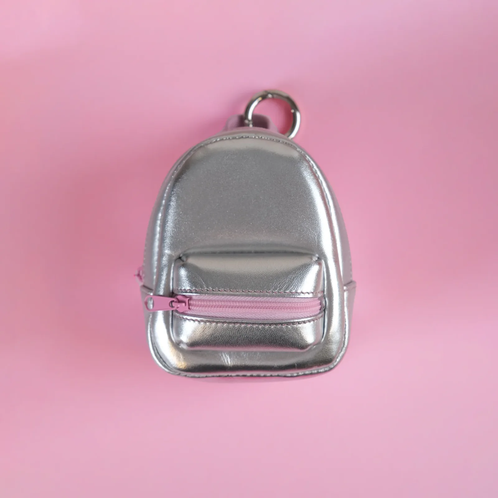 Ảnh Studio Charm balo đeo túi - bỏ tiền thẻ xe đi chợ bằng da thật nhiều màu sắc - Koi Leather