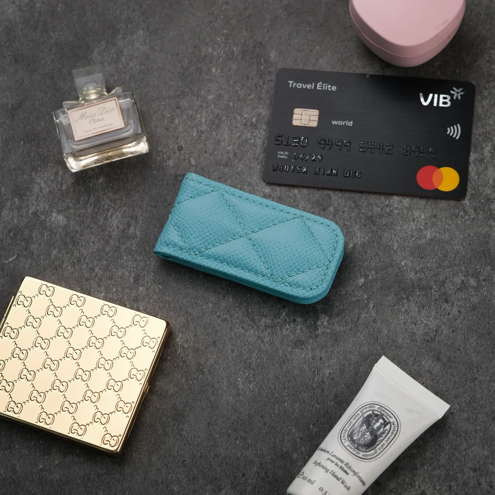 Ảnh Studio Money clip Epsom xanh - KOI Leather