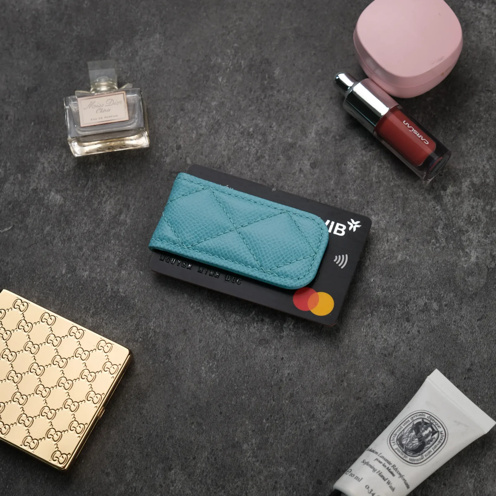 Ảnh Studio Money clip Epsom xanh - KOI Leather