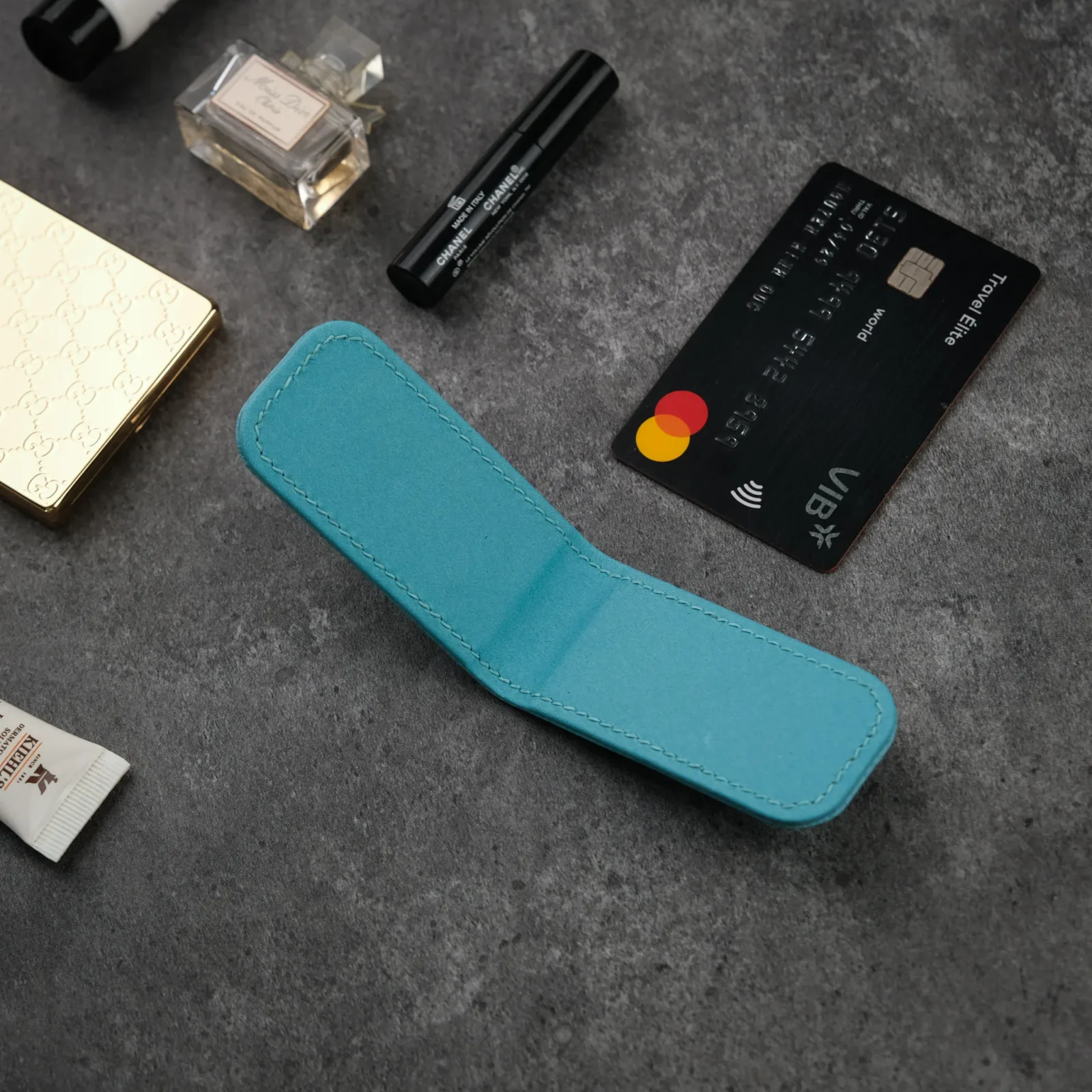 Ảnh Studio Money clip Epsom xanh - KOI Leather