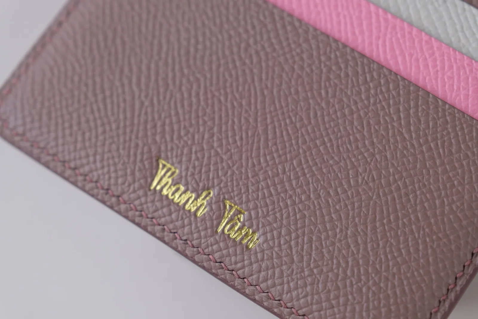 Ảnh Ví đựng thẻ da Epsom phối màu hồng - Koi Leather