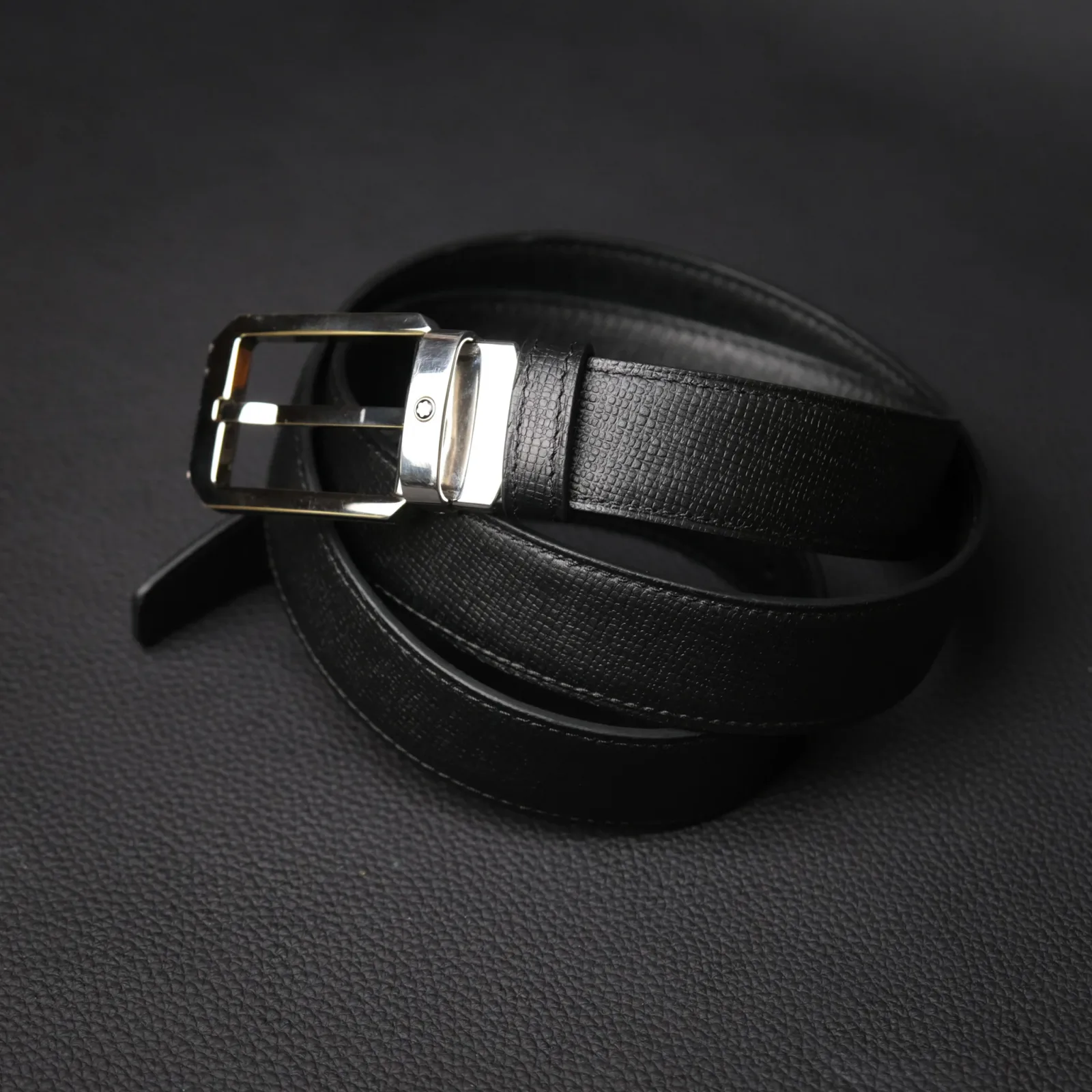Ảnh Studio Dây Thắt Lưng Thay Thế – Da Taiga Đen (Không Kèm Khoá) - KOI Leather