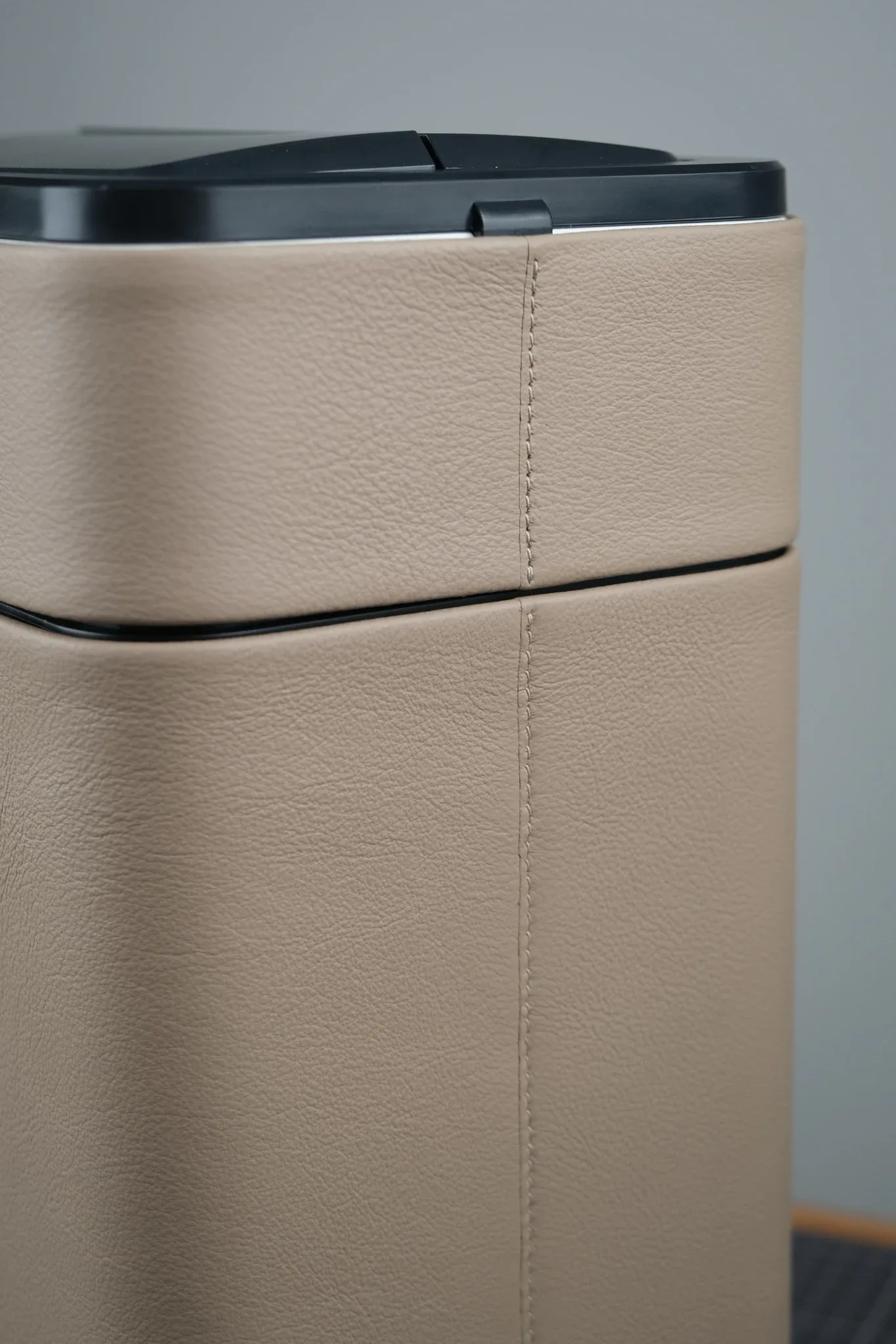 Da khao sat_Bao da thùng rác — ảnh 7, KOI Leather
