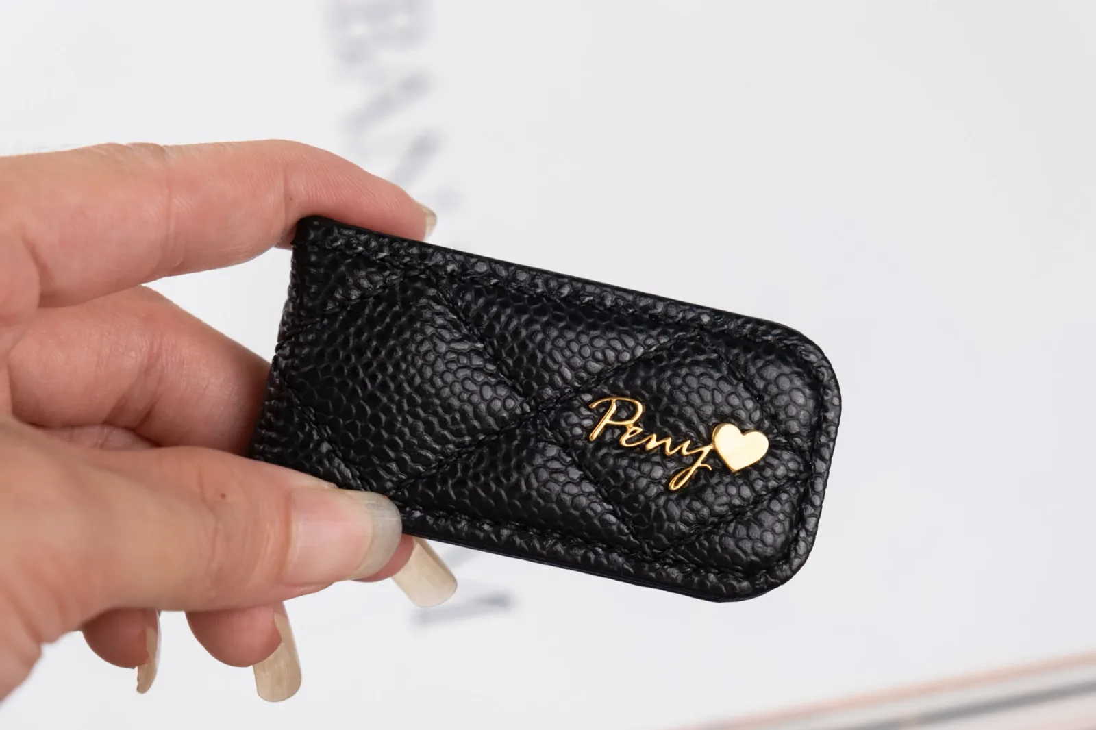Ảnh Studio Money Clip Penny - Koi Leather