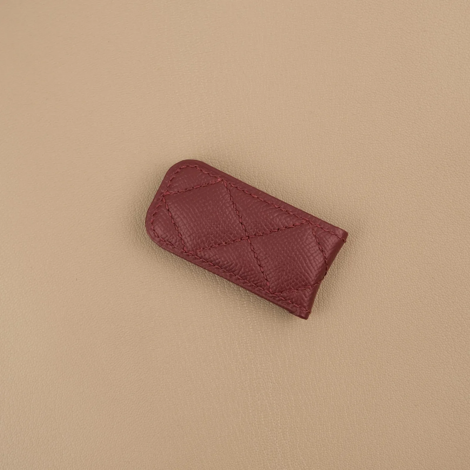 Ảnh Studio Money Clip - KOI Leather