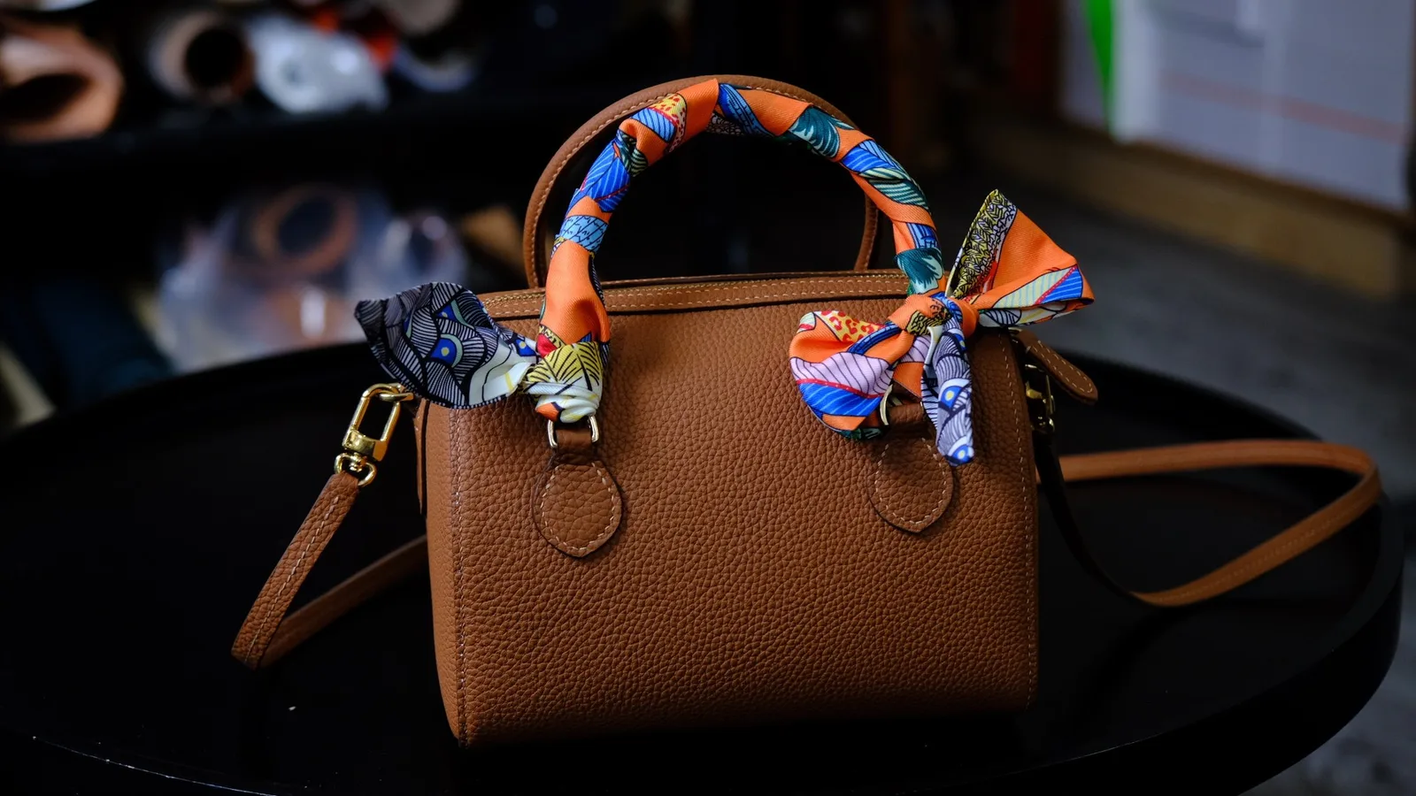 Ảnh Studio Túi xách da Togo dáng trống 20cm màu Gold - Koi Leather