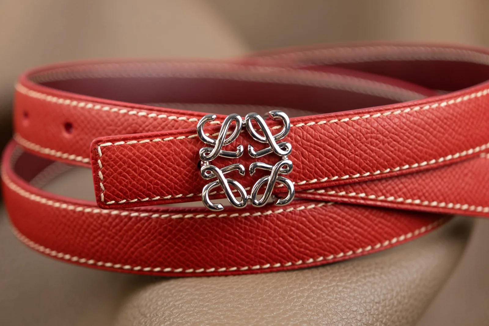 Ảnh Studio Dây lưng nữ da Epsom màu đỏ bản mảnh - Koi Leather
