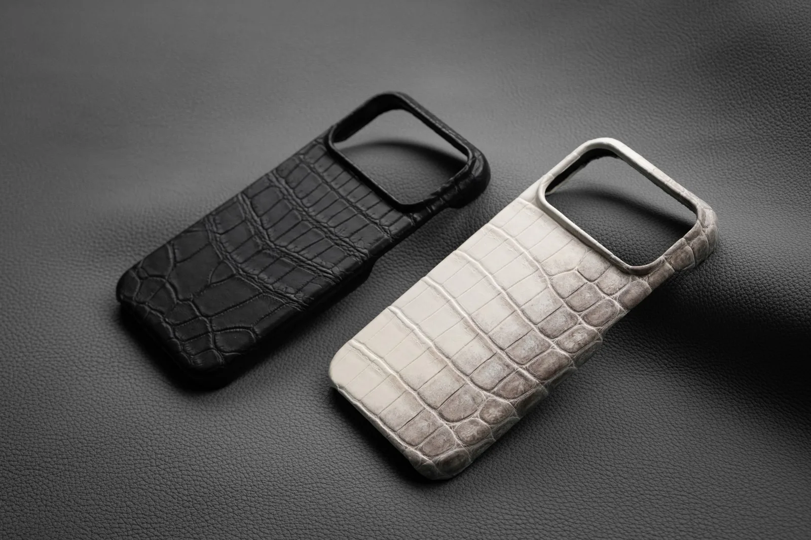 Ảnh Studio Ốp lưng điện thoại da cá sấu - Koi Leather