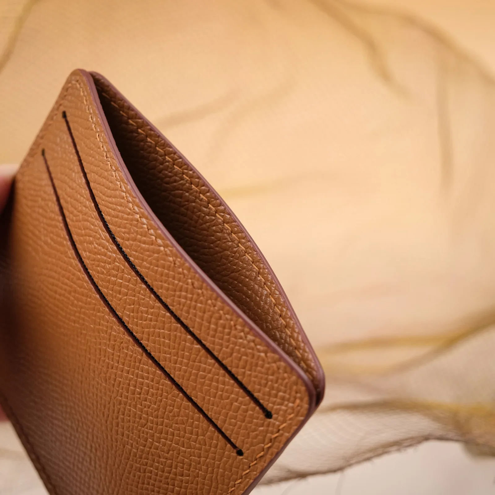 Ảnh Studio Ví đựng thẻ Senot da Epsom phối màu - Koi Leather