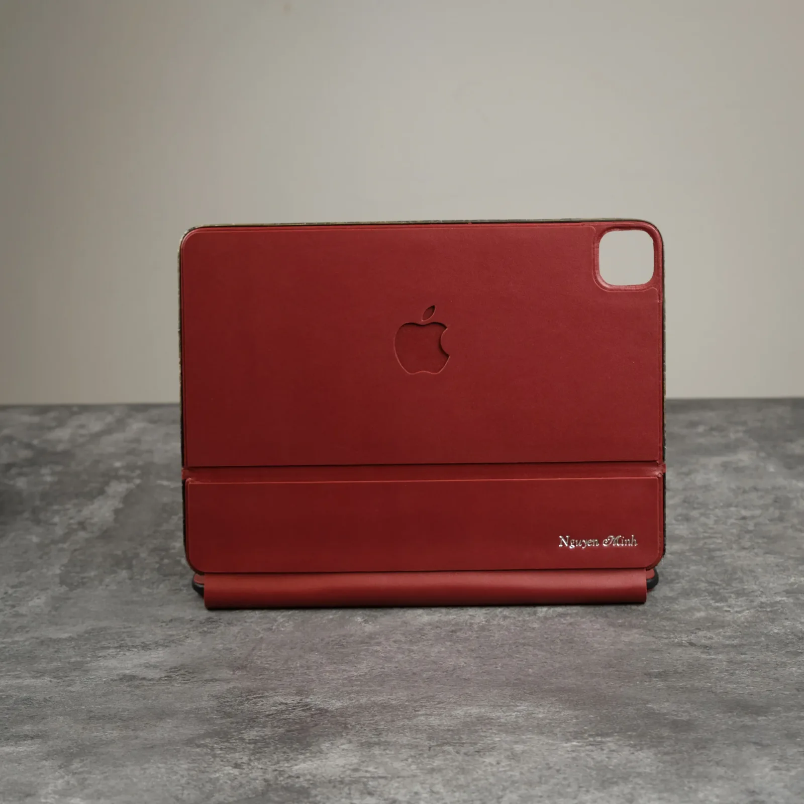 Ảnh Studio Ốp Ipad - KOI Leather