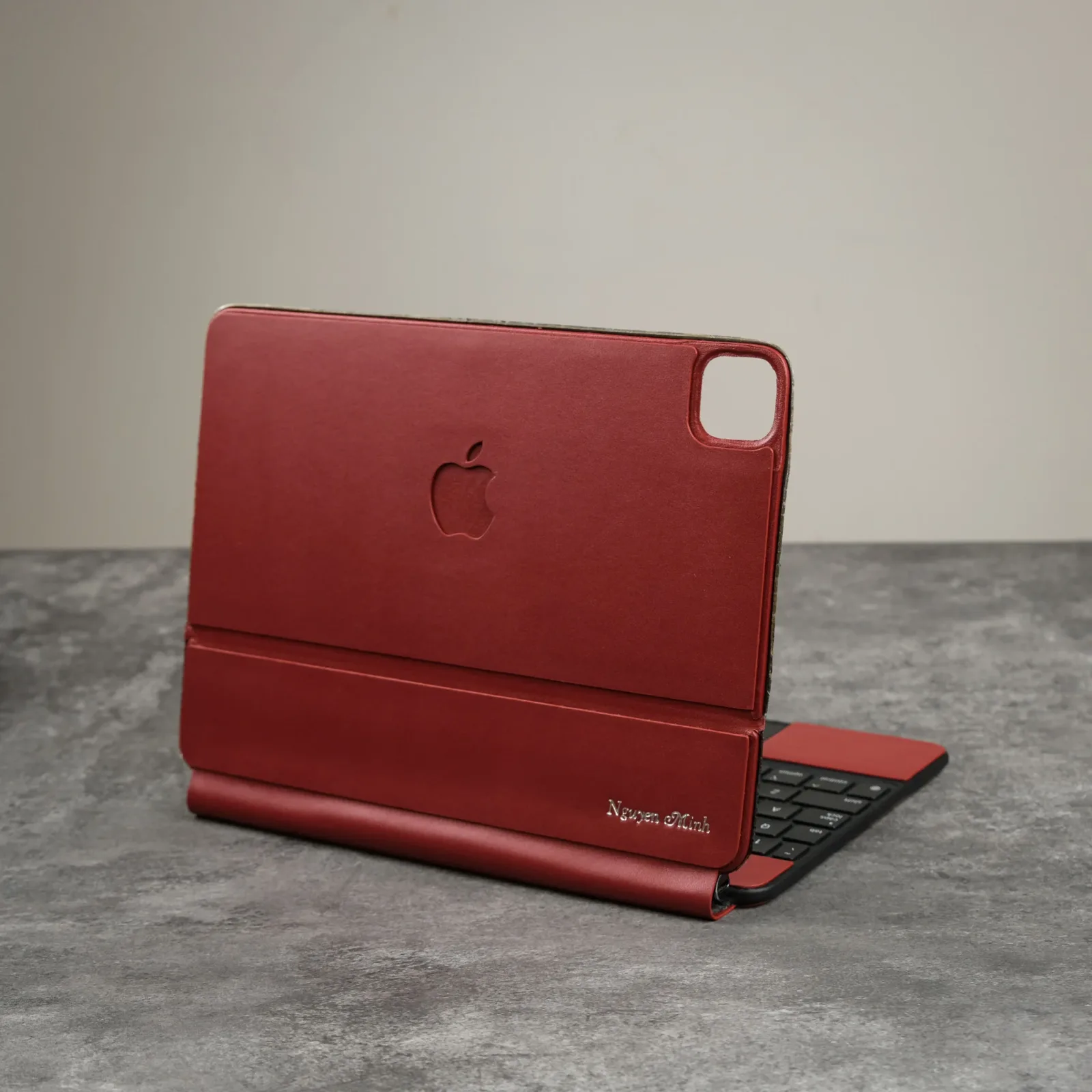 Ảnh Studio Ốp Ipad - KOI Leather