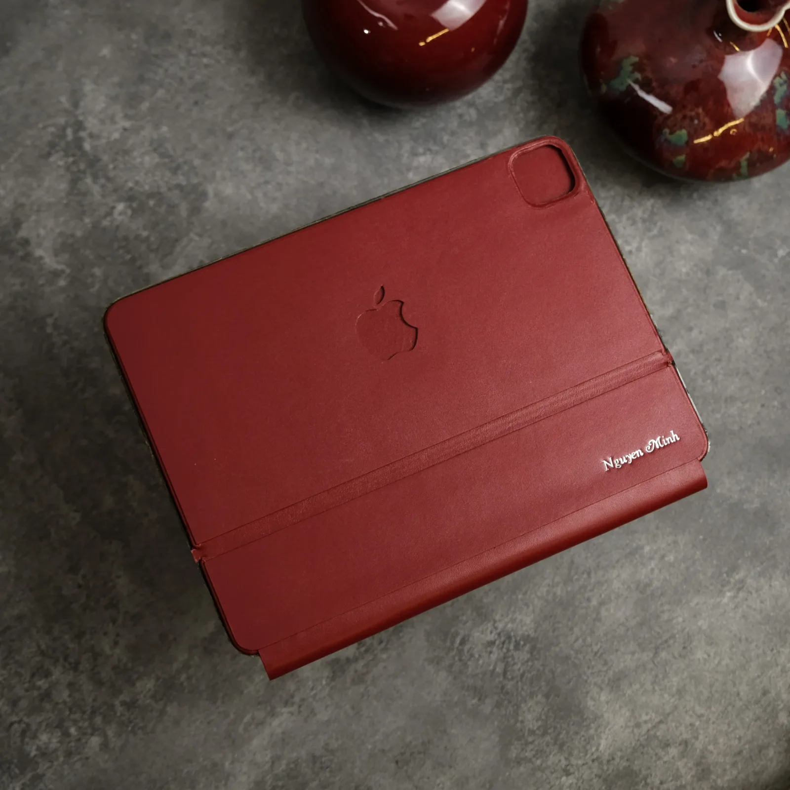 Ảnh Studio Ốp Ipad - KOI Leather