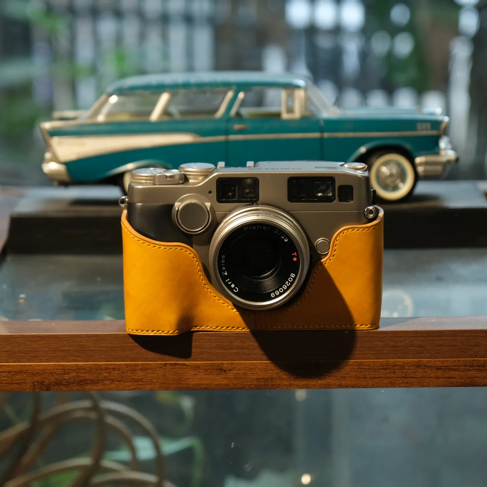 Ảnh Studio Case Camera - KOI Leather