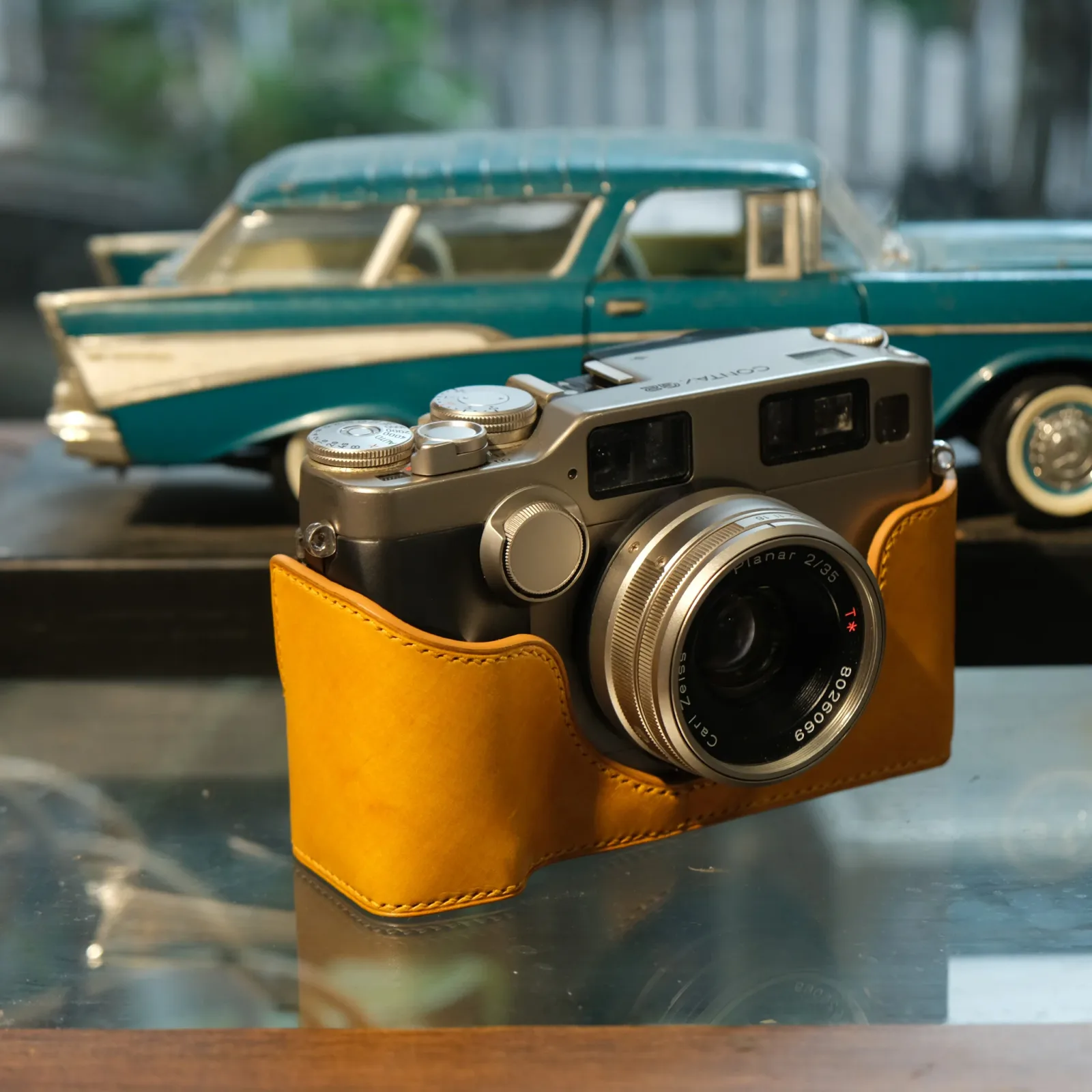 Ảnh Studio Case Camera - KOI Leather