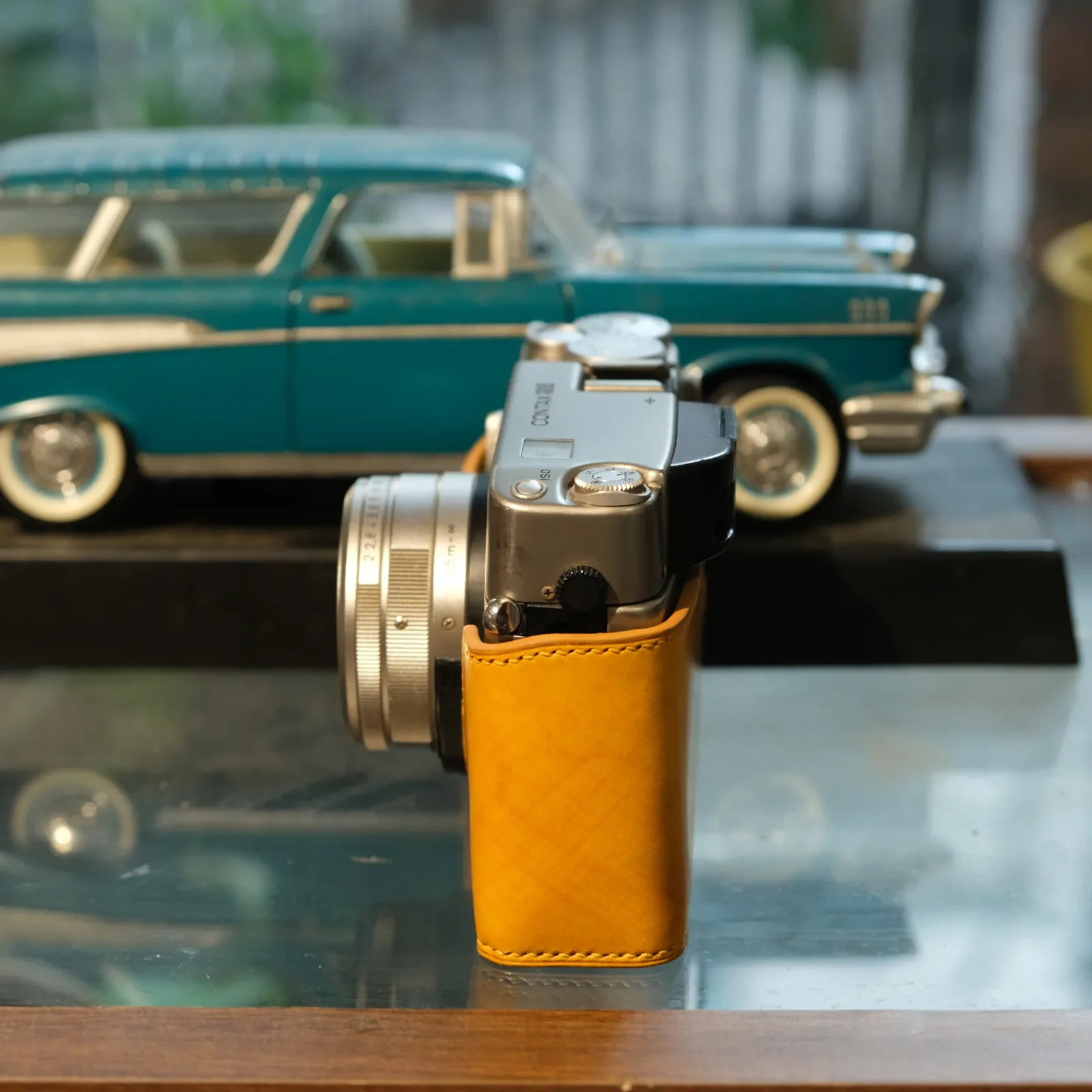 Ảnh Studio Case Camera - KOI Leather