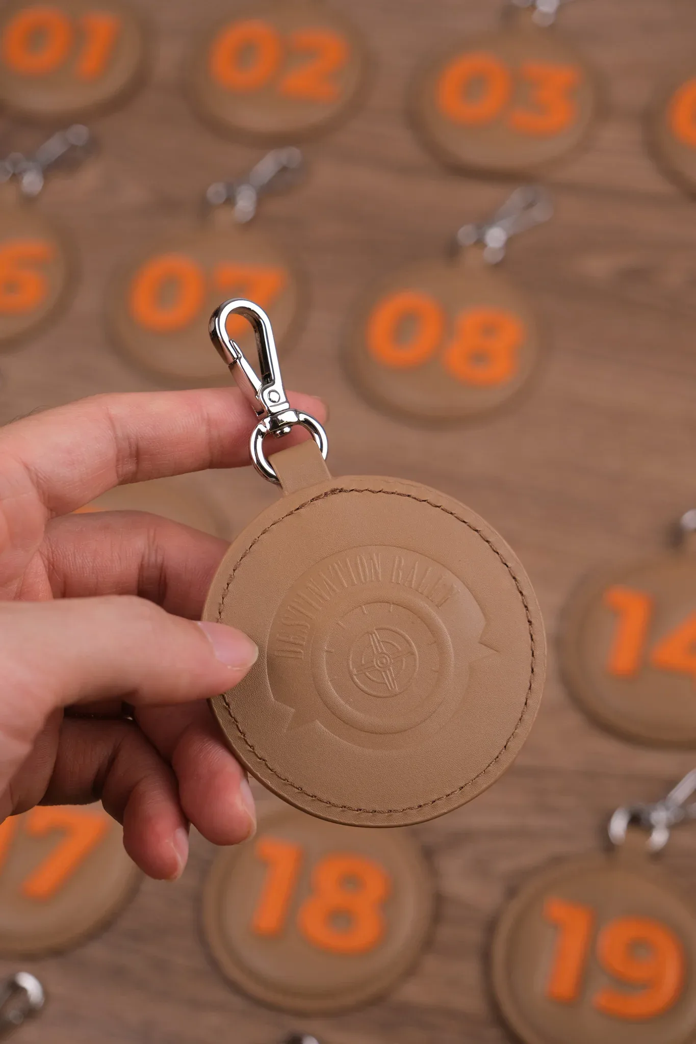 Ảnh Studio Charm túi - KOI Leather