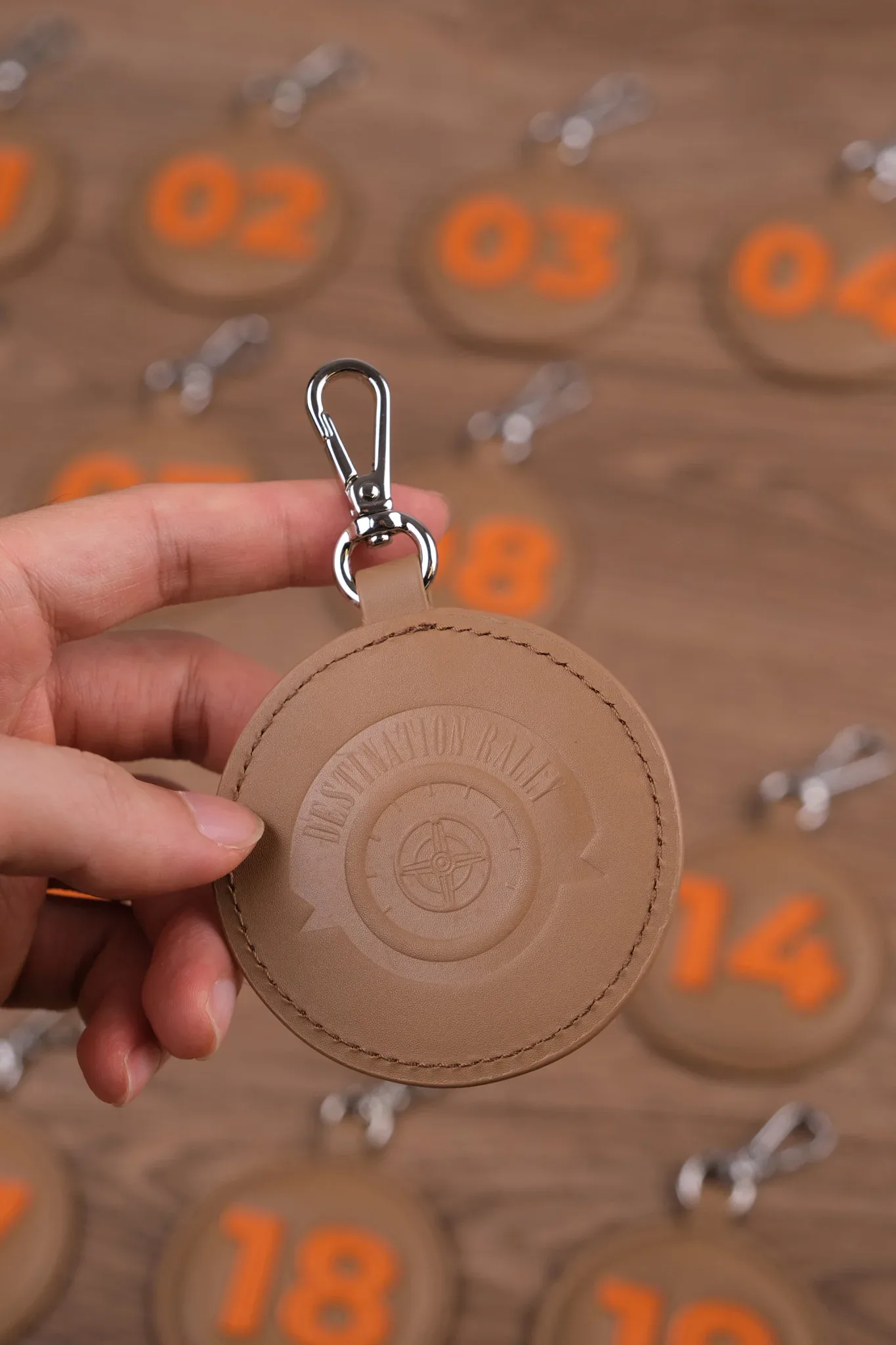 Ảnh Studio Charm túi - KOI Leather