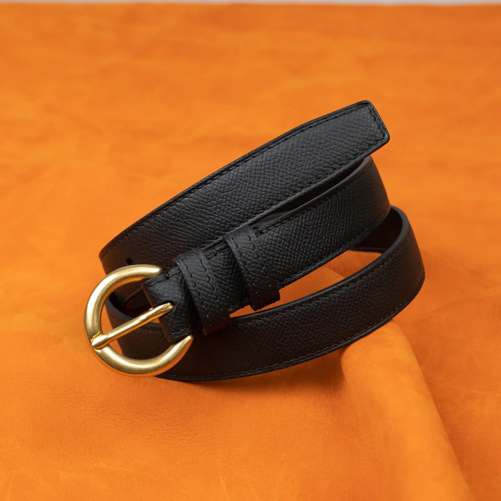 Ảnh Studio Dây lưng Epsom đen - Koi Leather
