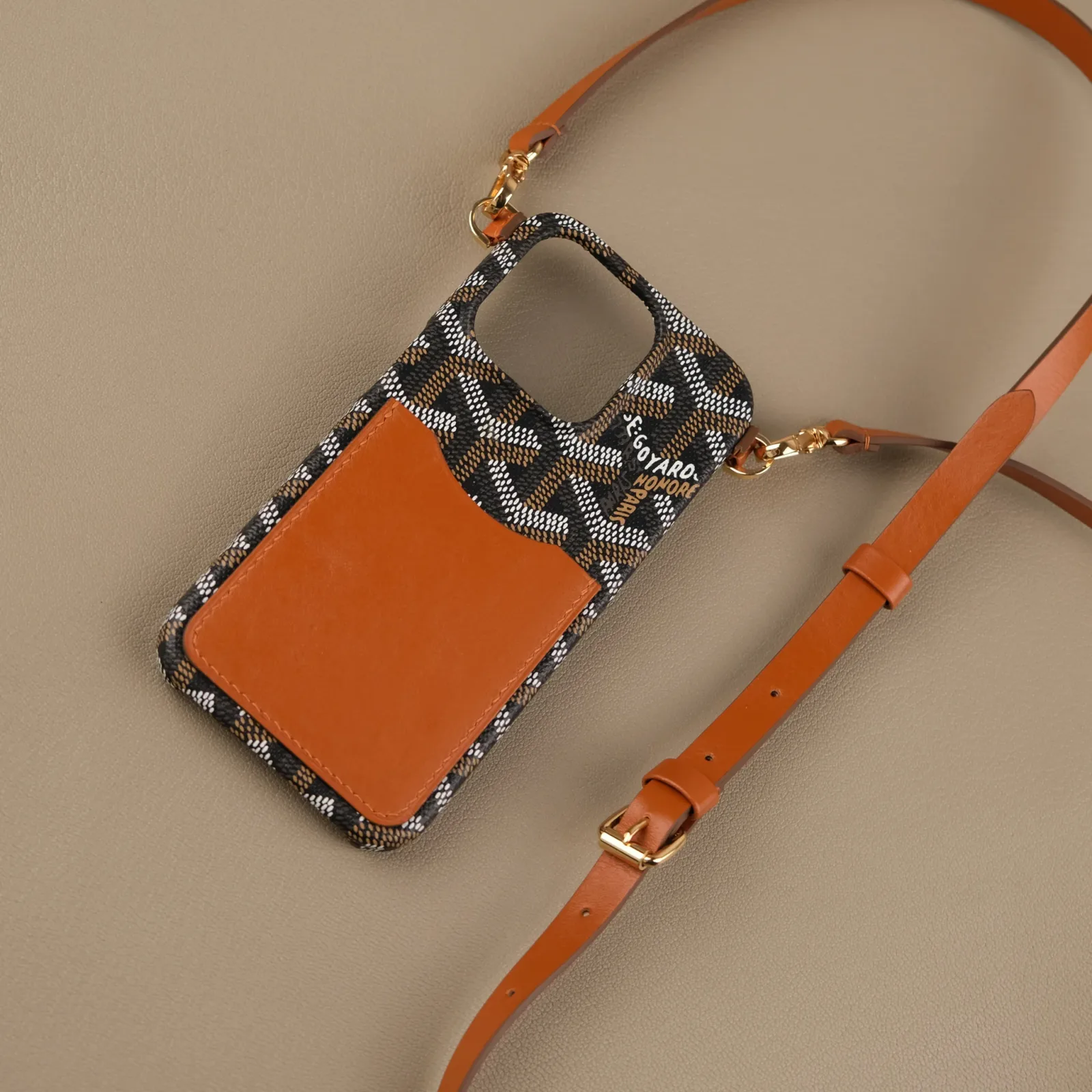 Ảnh Studio Ốp đt 15pro - KOI Leather
