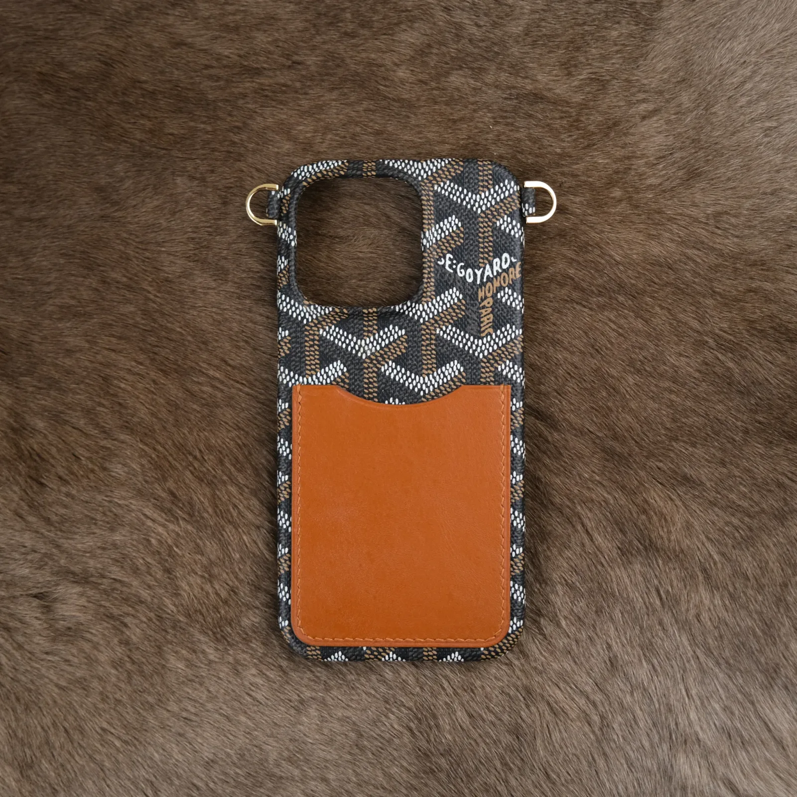 Ảnh Studio Ốp đt 15pro - KOI Leather