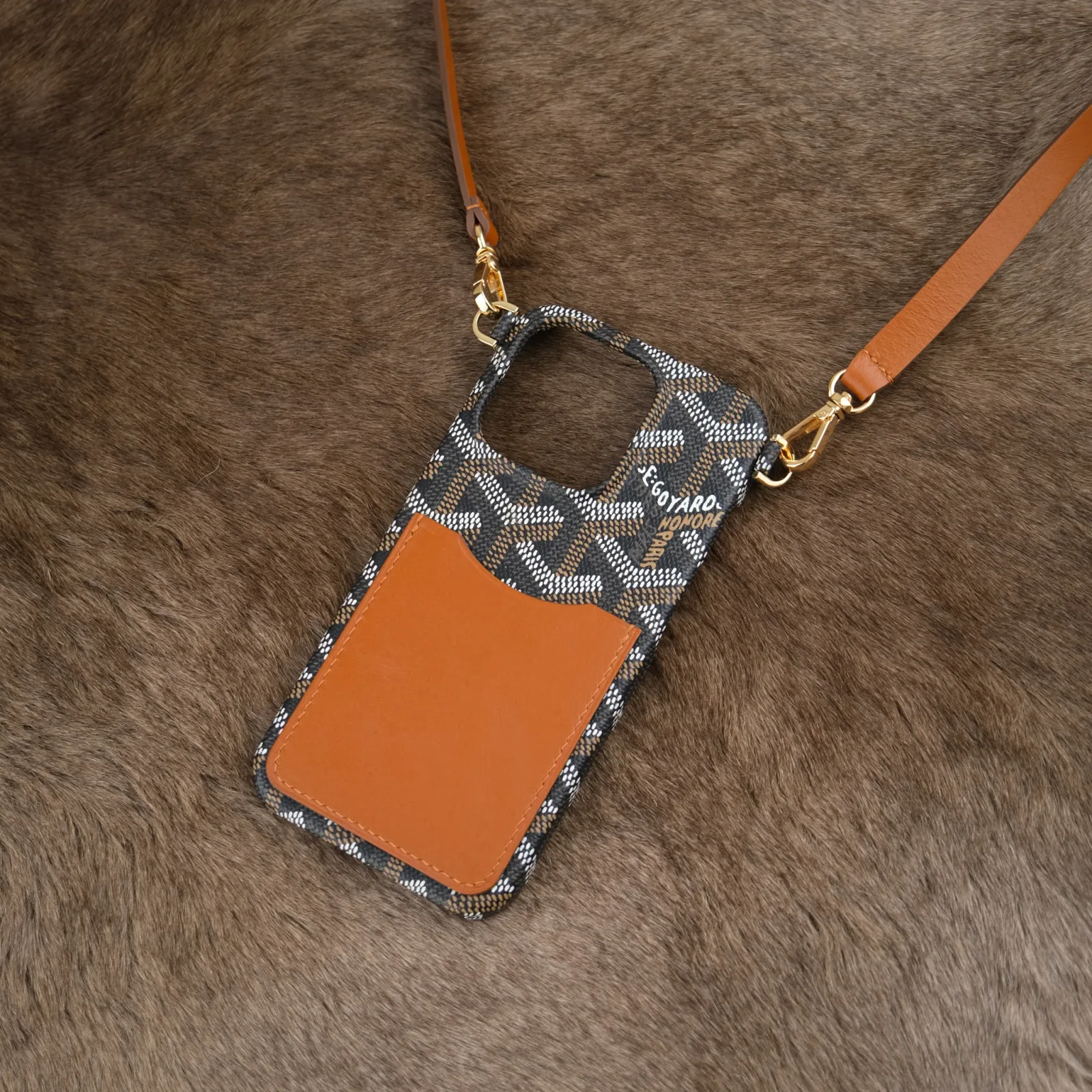 Ảnh Studio Ốp đt 15pro - KOI Leather